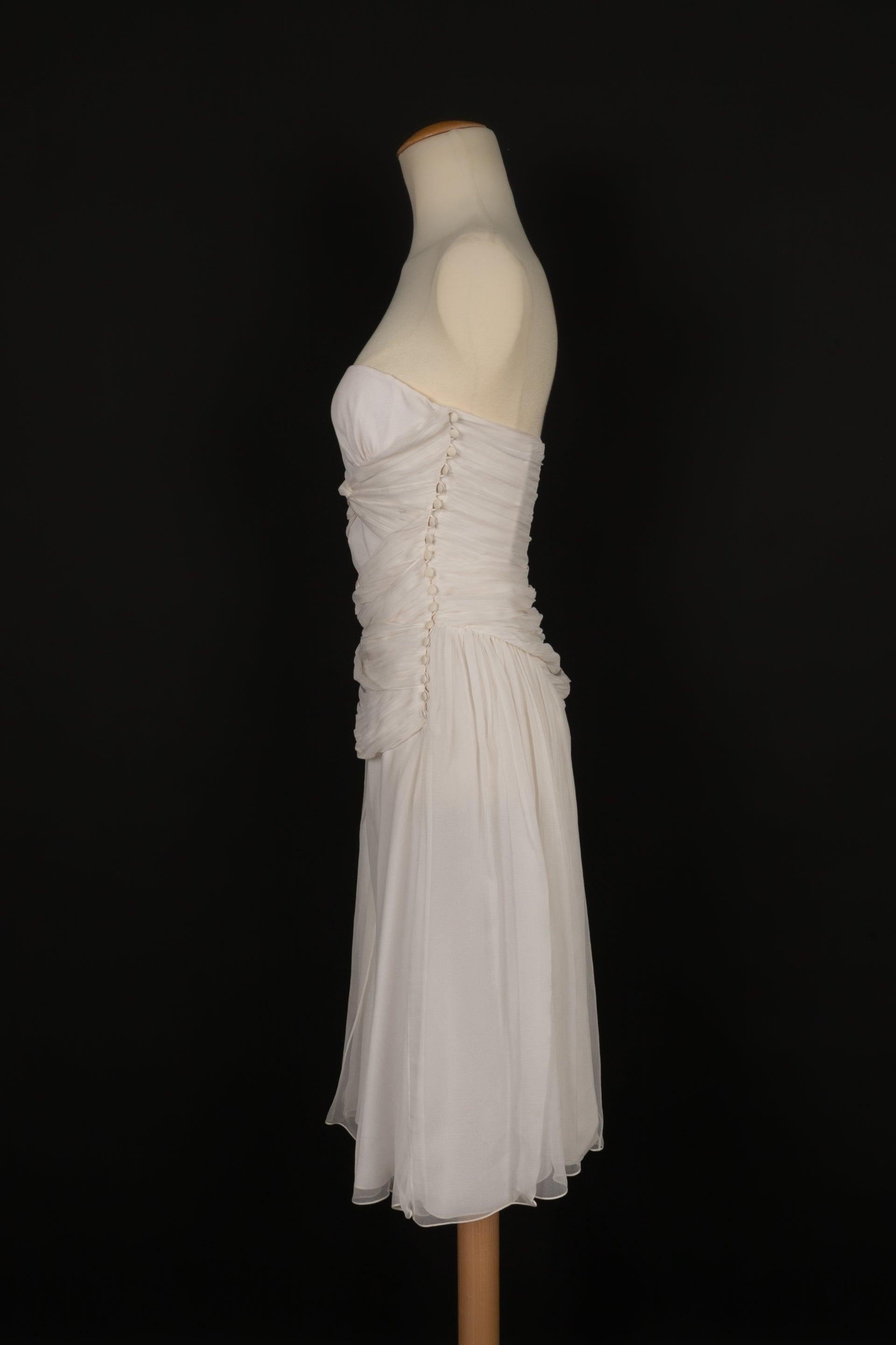 Galliano - (Made in France) Silk muslin bustier dress. Size 36FR.

Additional information:
Condition: Very good condition
Dimensions: Chest: 36 cm
Length: 85 cm

Seller reference: VR276
