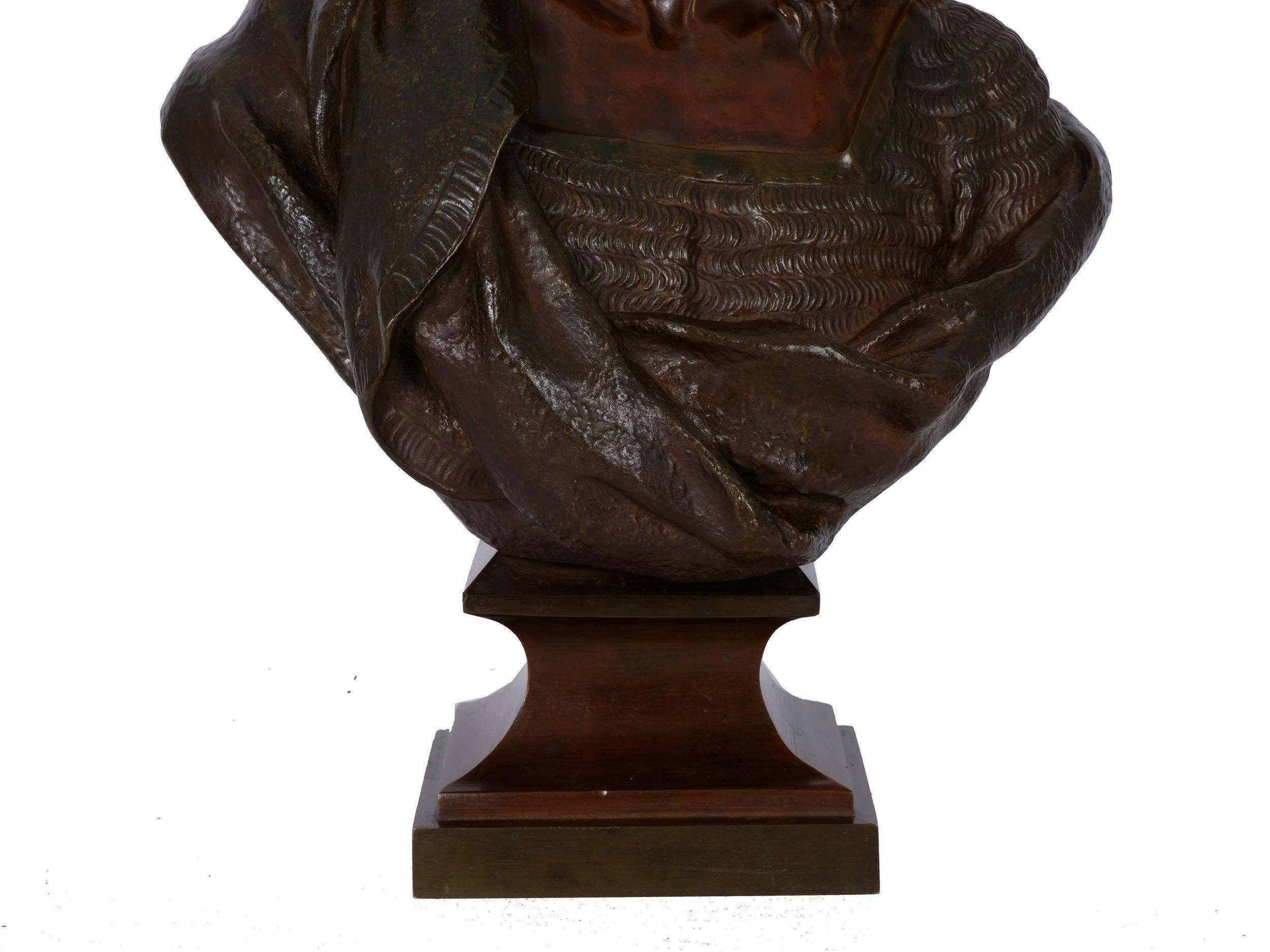“Gallic Warrior” Antique French Bronze Sculpture Bust by Albert Froger 4