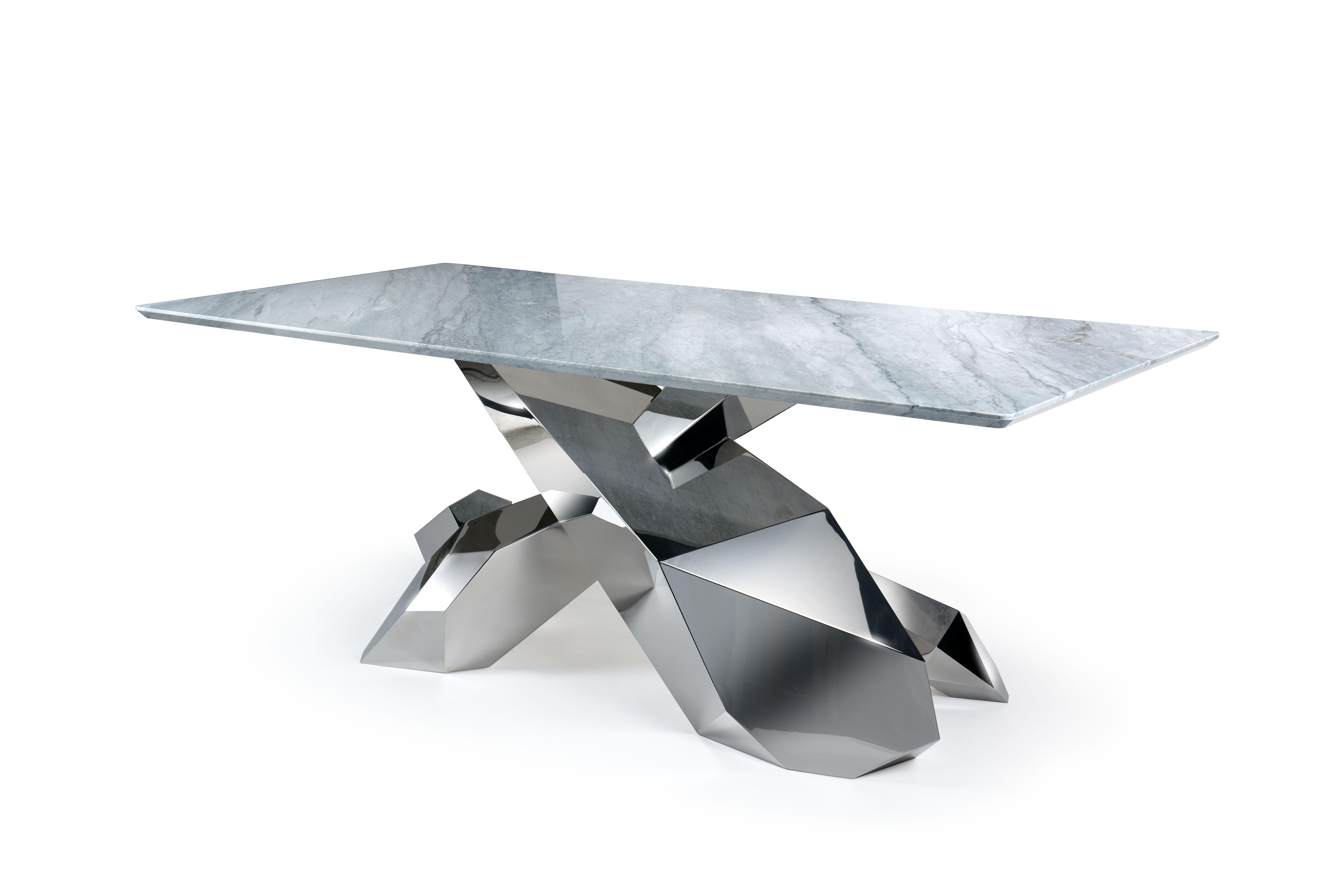 Gallio-Schreibtisch von Barberini & Gunnell
Limitierte Auflage von 30 Stück
Abmessungen: T 100 x B 200 x H 74 cm.
MATERIALIEN: Versilys-Marmor, hochglanzpolierter Edelstahl.

Wir haben uns von Gallium inspirieren lassen, einem seltenen Metall, das