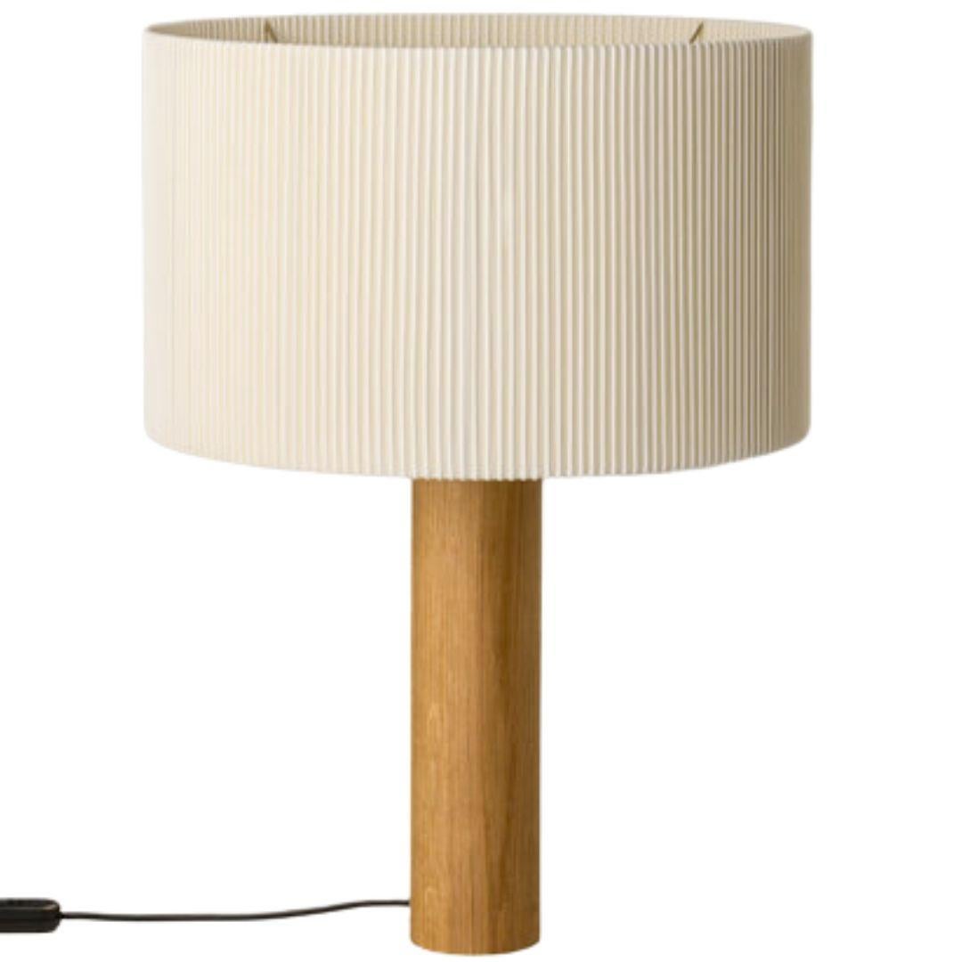 Gallissa 'Moragas' Table Lamp in Oak Wood & Natural Cotton for Santa & Cole In New Condition For Sale In Glendale, CA