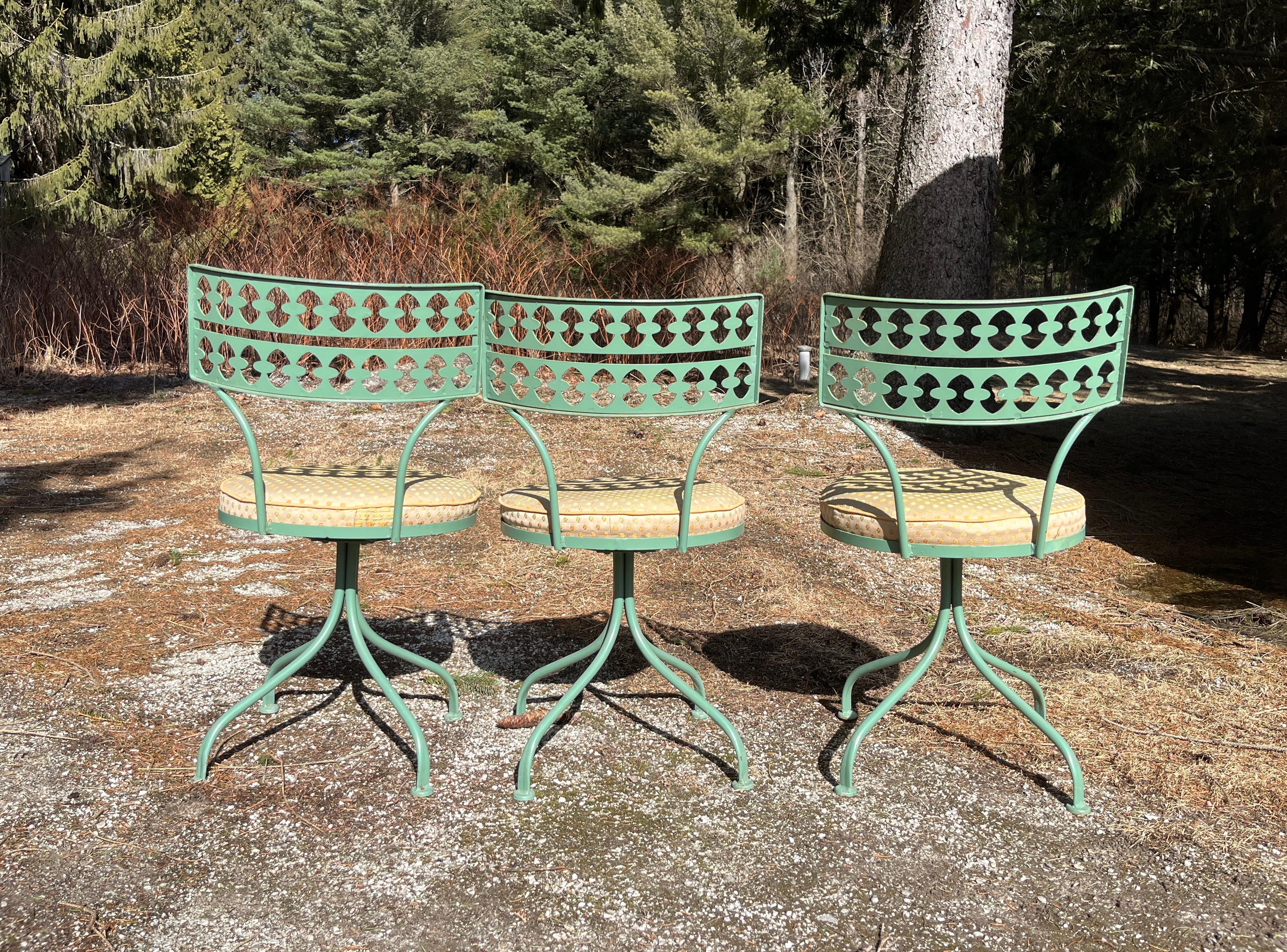 Ensemble de patio en fer forgé Gallo Iron Works, fabriqué aux États-Unis, style Salterini en vente 7