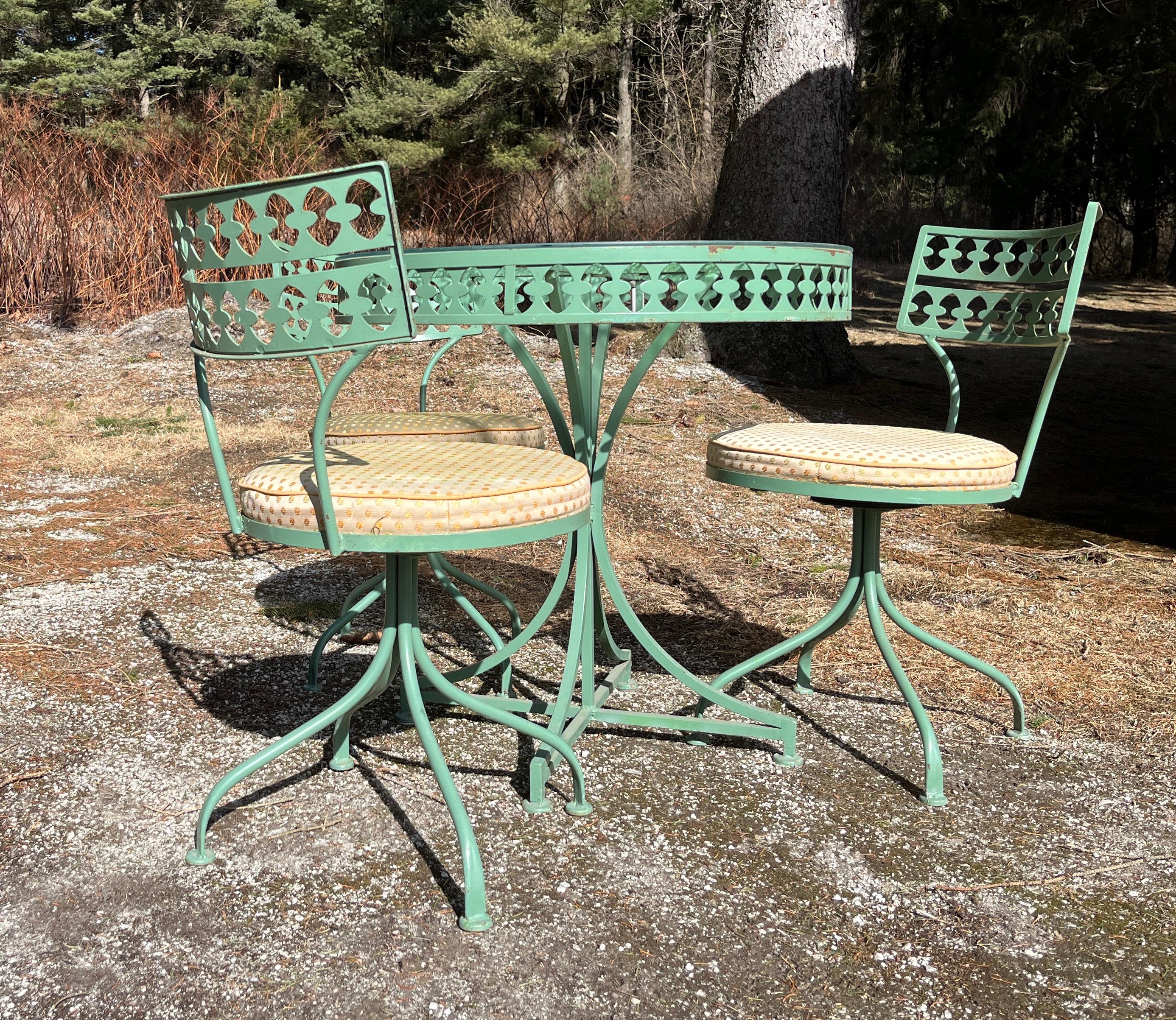 Mid-Century Modern Ensemble de patio en fer forgé Gallo Iron Works, fabriqué aux États-Unis, style Salterini en vente