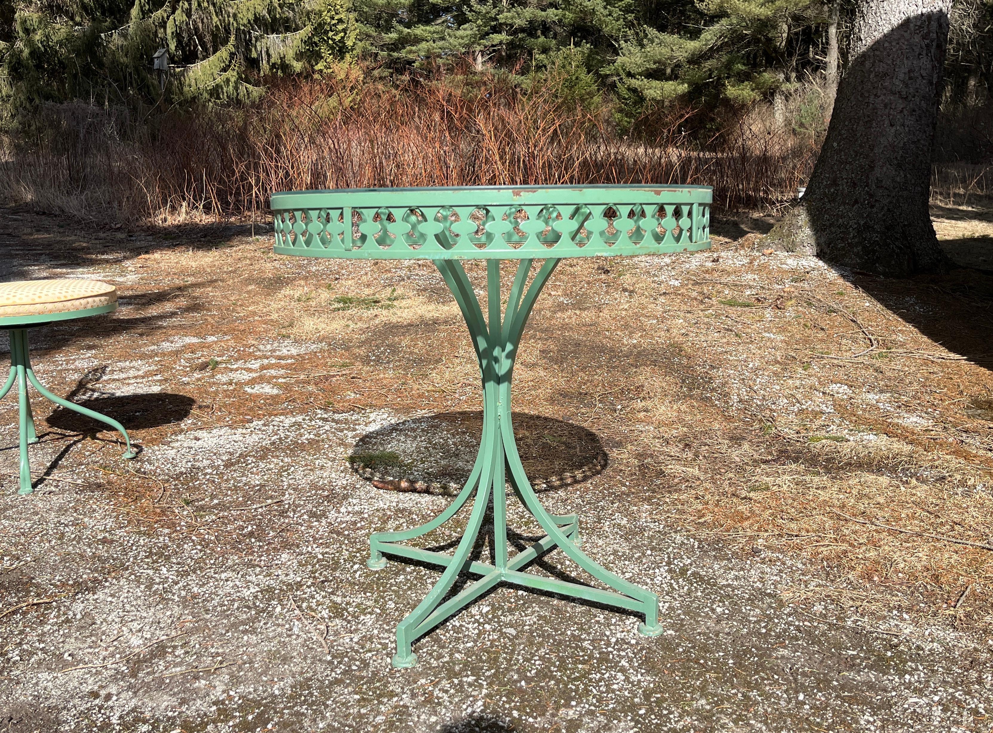 Américain Ensemble de patio en fer forgé Gallo Iron Works, fabriqué aux États-Unis, style Salterini en vente