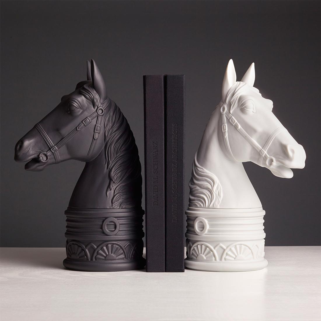 Gallop Set of 2 Bookends in Porcelain For Sale 2