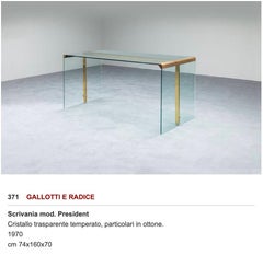 Table de bureau italienne Gallotti e Radice en verre et laiton, 1970