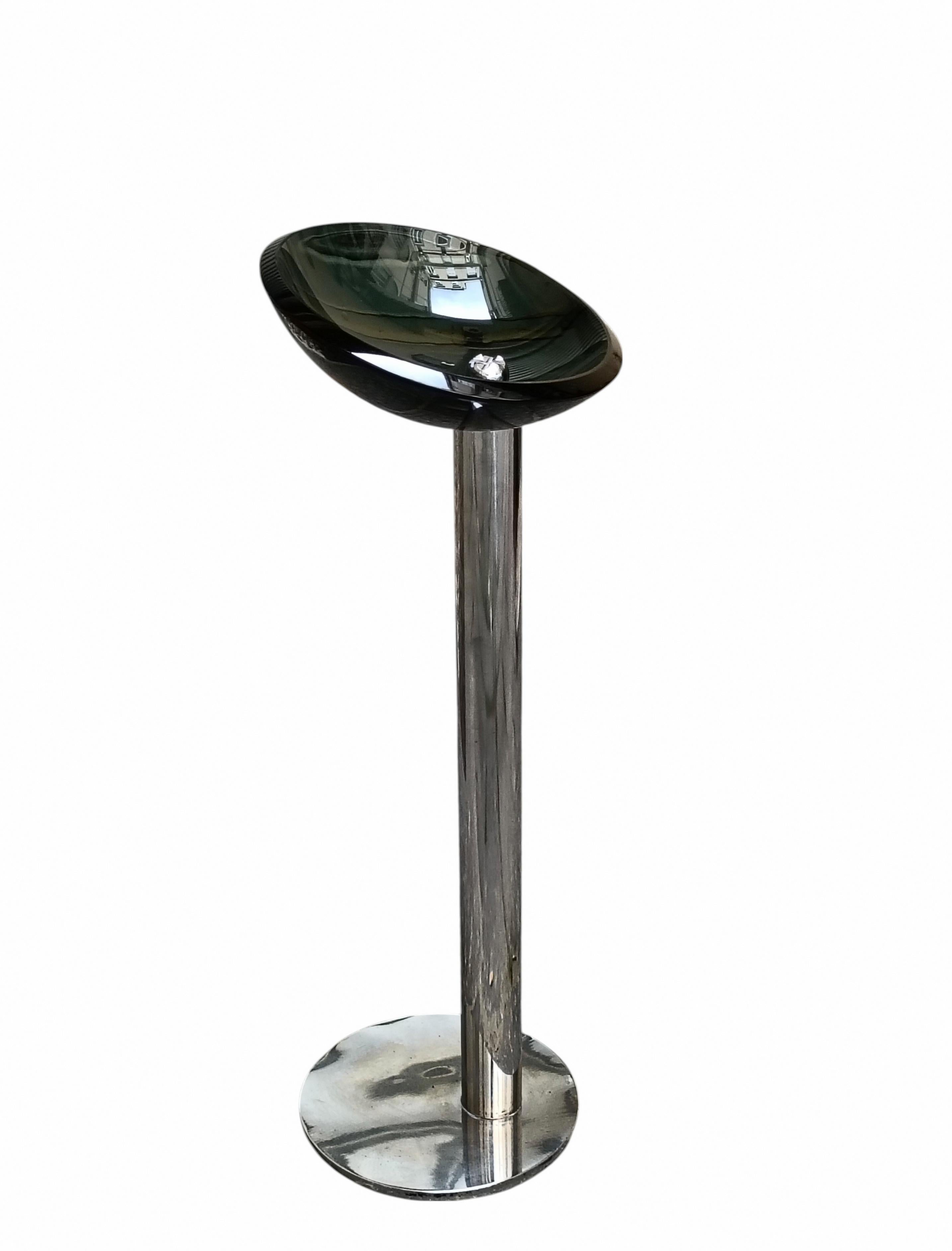 Mid-Century moderno Gallotti e Radice per Fontana Arte Posacenere o Svuotatasche da Terra, Italia 70 in vendita