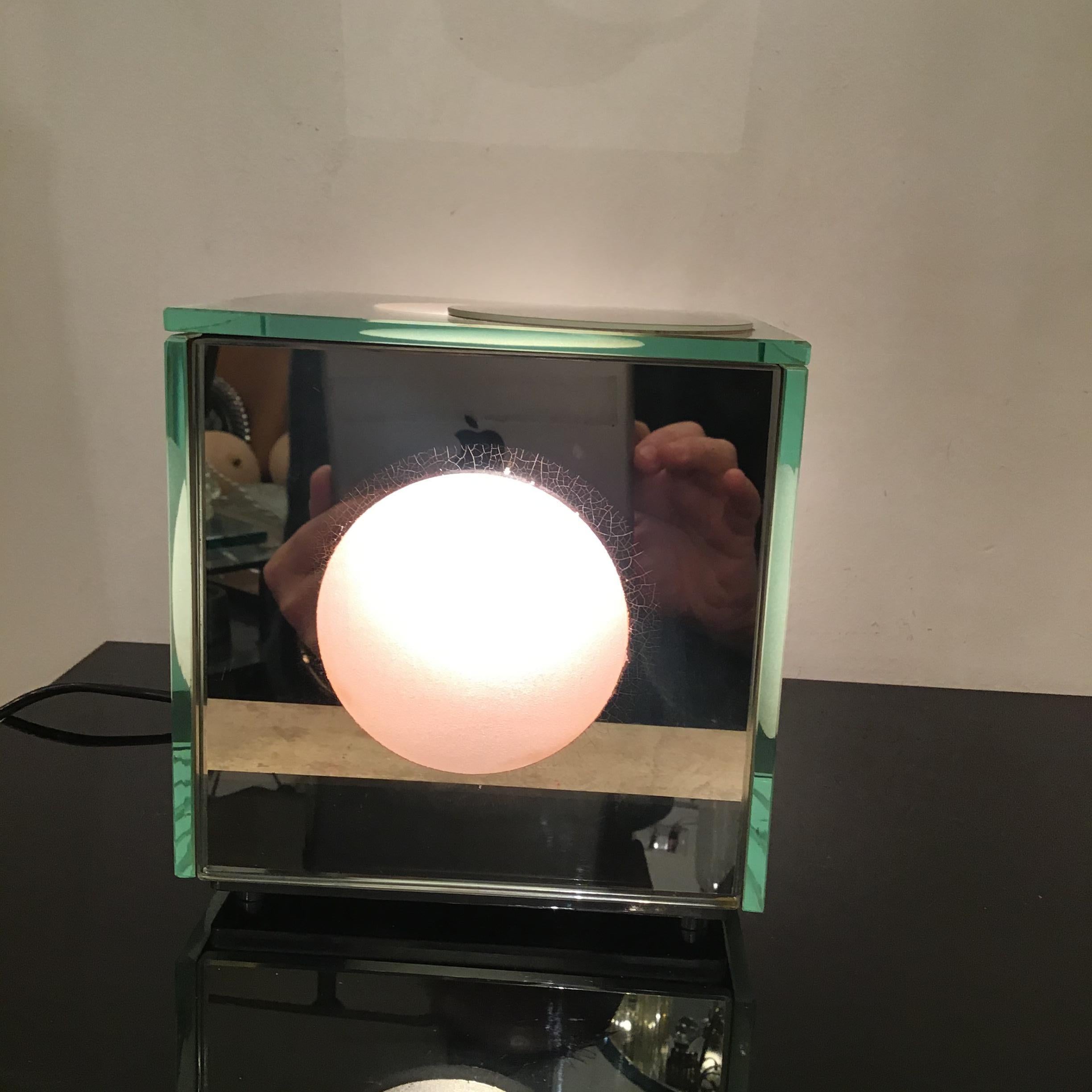 Gallotti & Radice Lampada da tavolo in vetro e metallo cromato 1970 Italia in vendita 8
