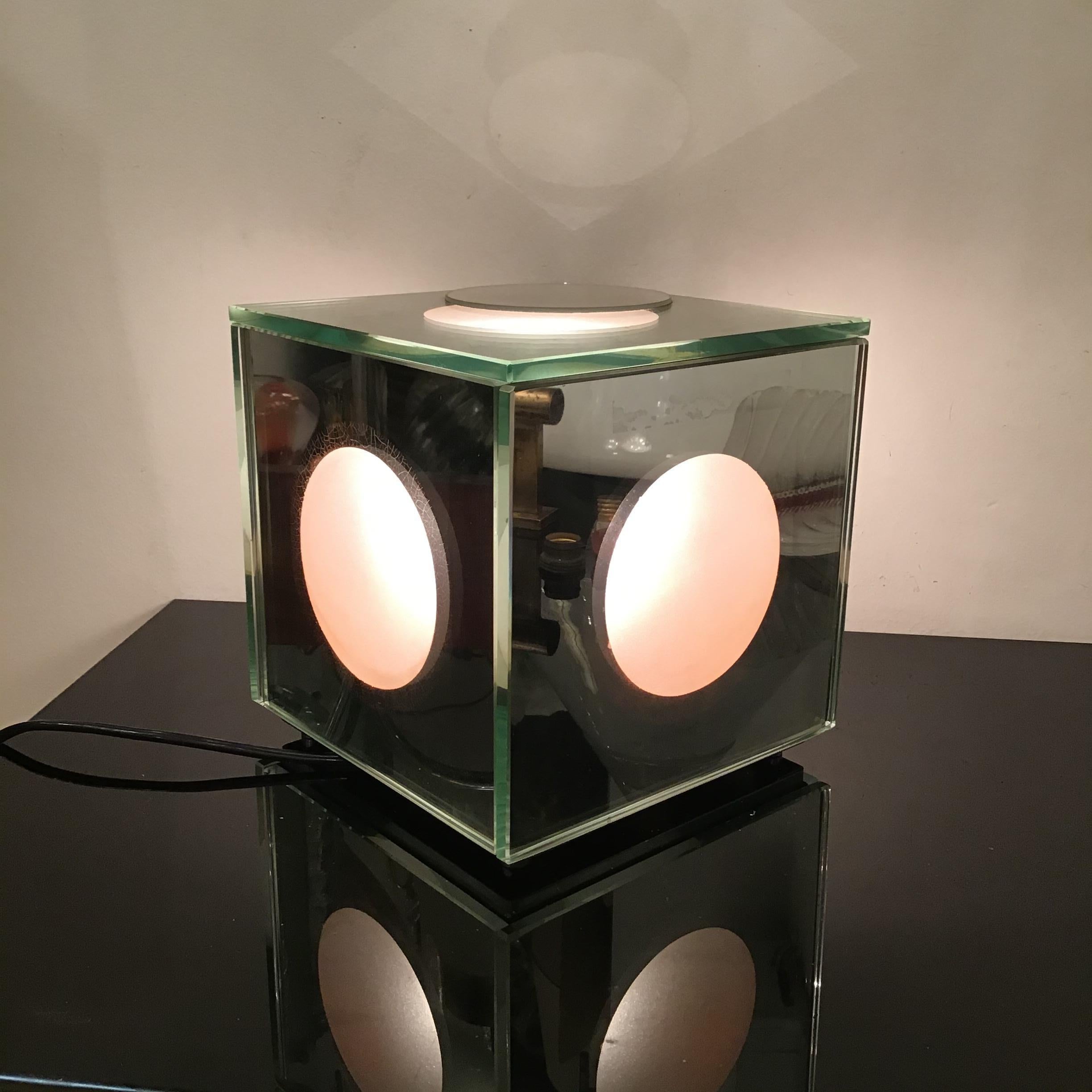 Altro Gallotti & Radice Lampada da tavolo in vetro e metallo cromato 1970 Italia in vendita