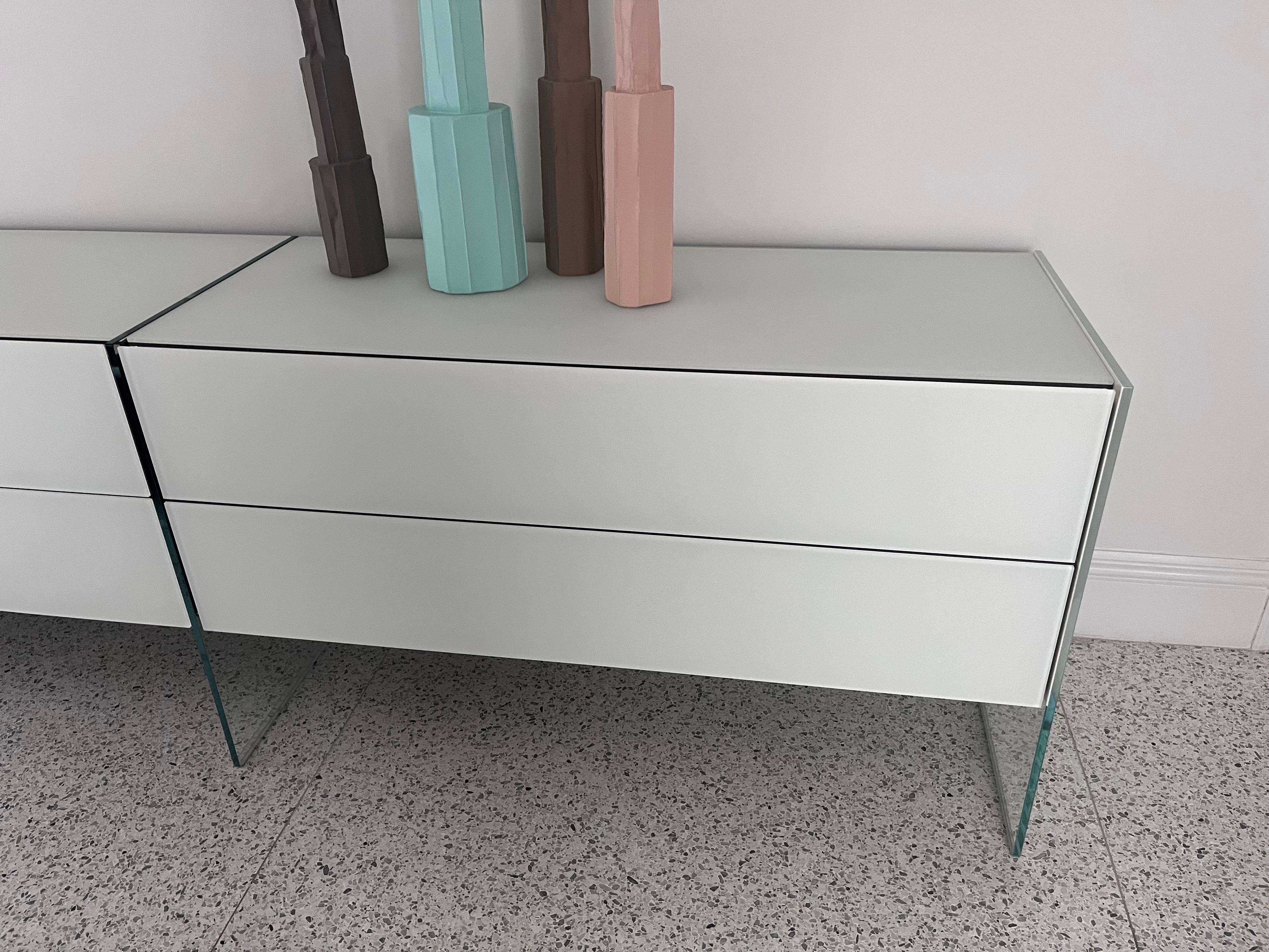 Gallotti & Radice White Satin Glass Air Unit in STOCK In Good Condition In New York, NY