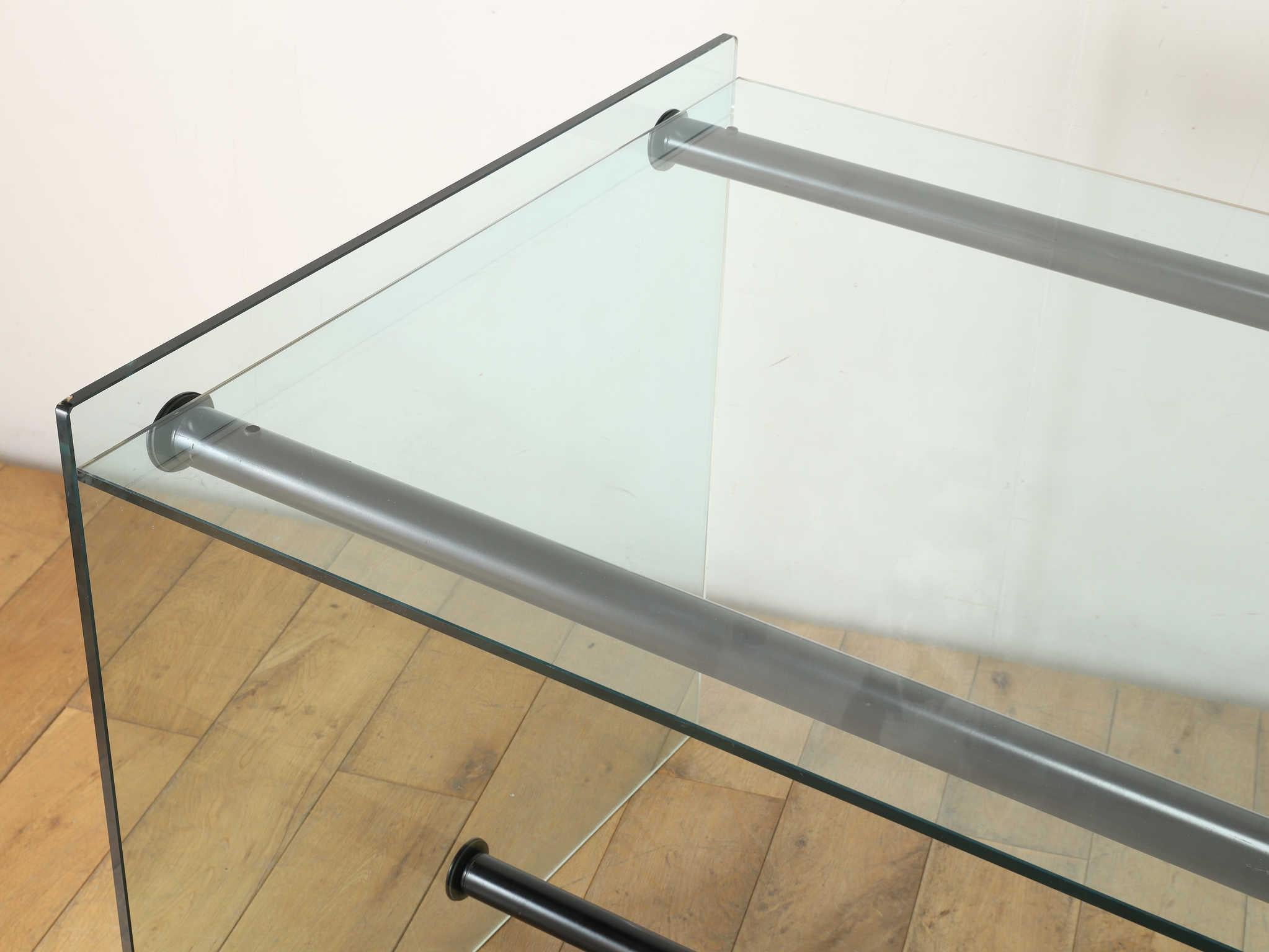 Gallotti&Radice Glasschreibtisch 1970er Jahre im Angebot 5