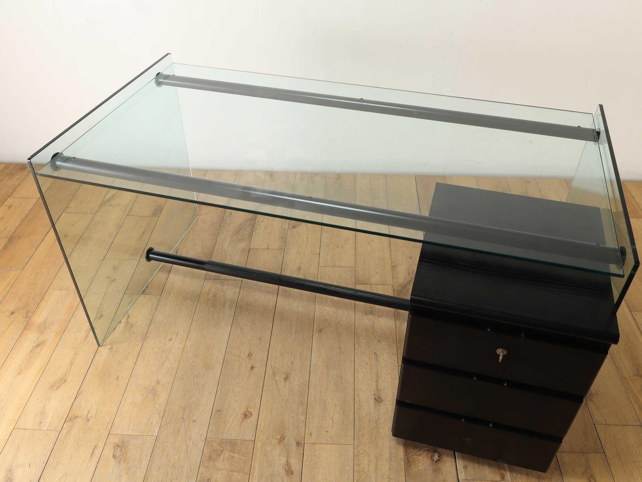 Gallotti&Radice Glasschreibtisch 1970er Jahre im Angebot 11