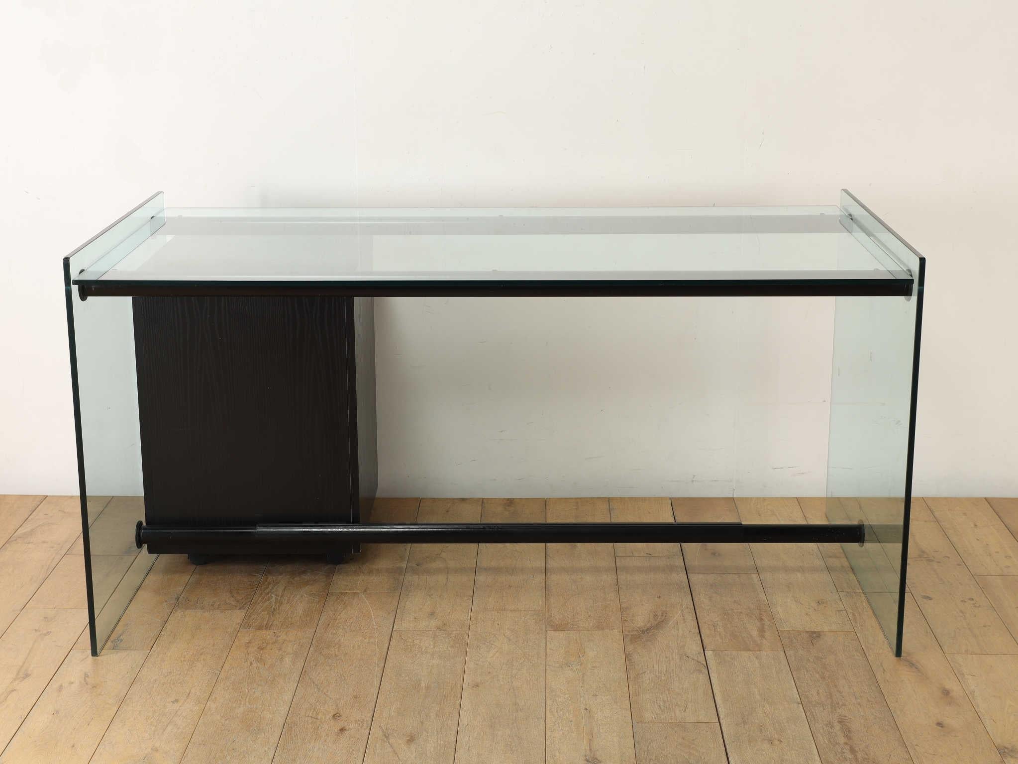 Gallotti&Radice Glasschreibtisch 1970er Jahre (Italienisch) im Angebot