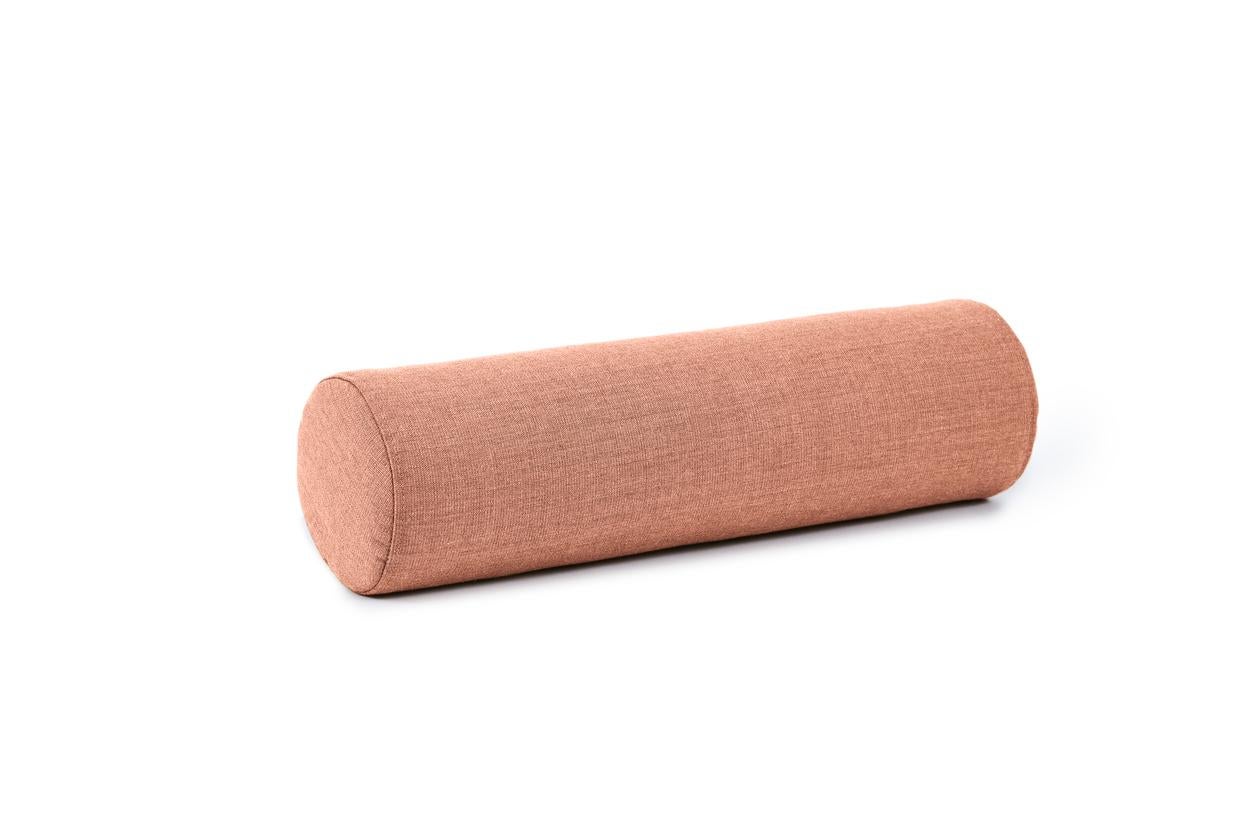 Galore Cushion round pale rose by Warm Nordic
Dimensions: D16 x H 46 cm
Material: Textile upholstery, Granulate and feathers filling.
Weight: 0.9 kg
Also available in different colours and finishes.

An elegant bolster cushion, which matches