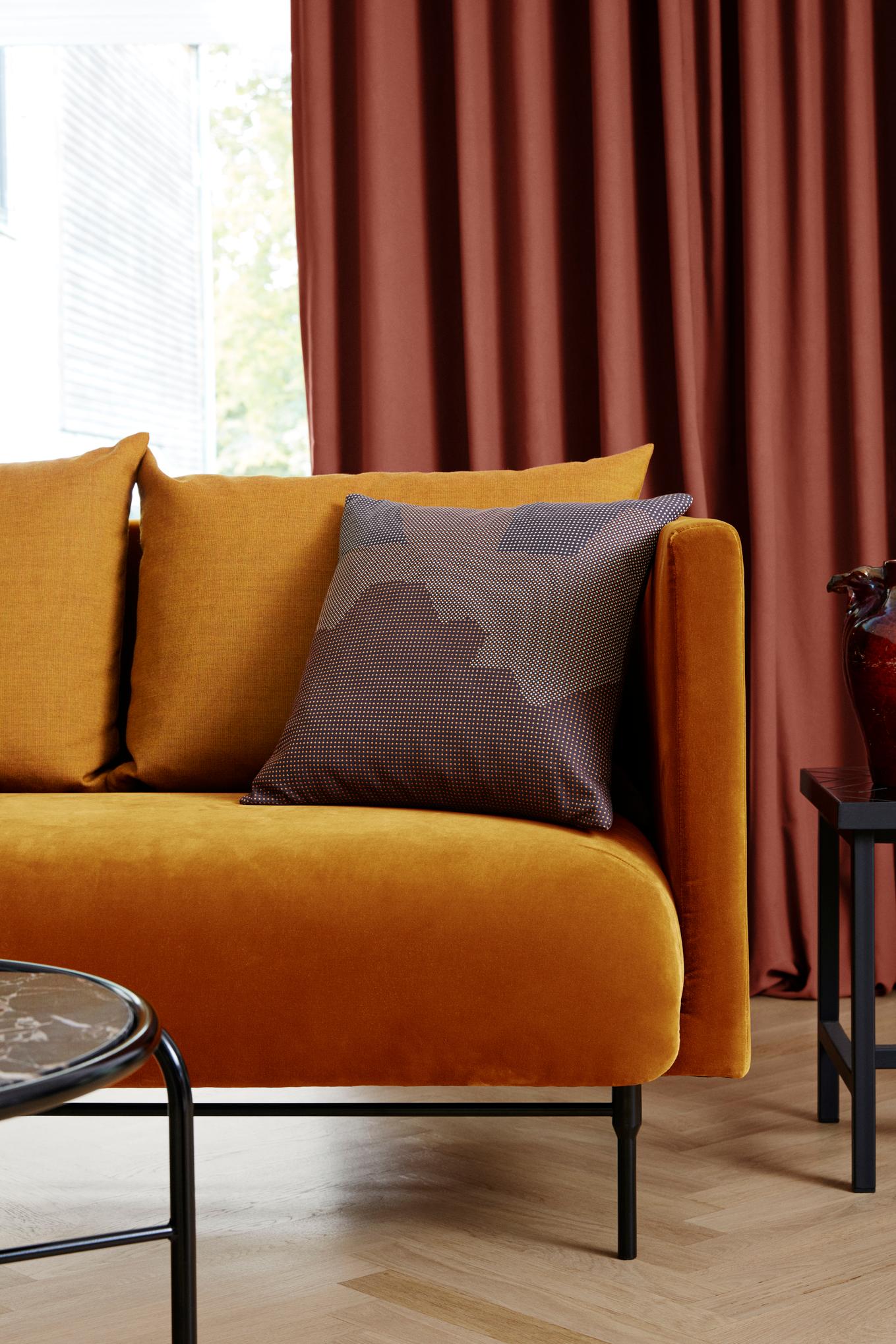 Postmoderne Galore coussin carré vert forêt par Warm Nordic en vente