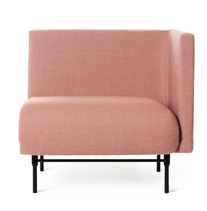 Galore Seater Module Right Pale Rose by Warm Nordic
Dimensions: D82 x W83 x H 76 cm
Material: Textile upholstery, Powder coated black steel legs, Wooden frame, foam, spring system.
Weight: 31 kg
Also available in different colours and finishes.