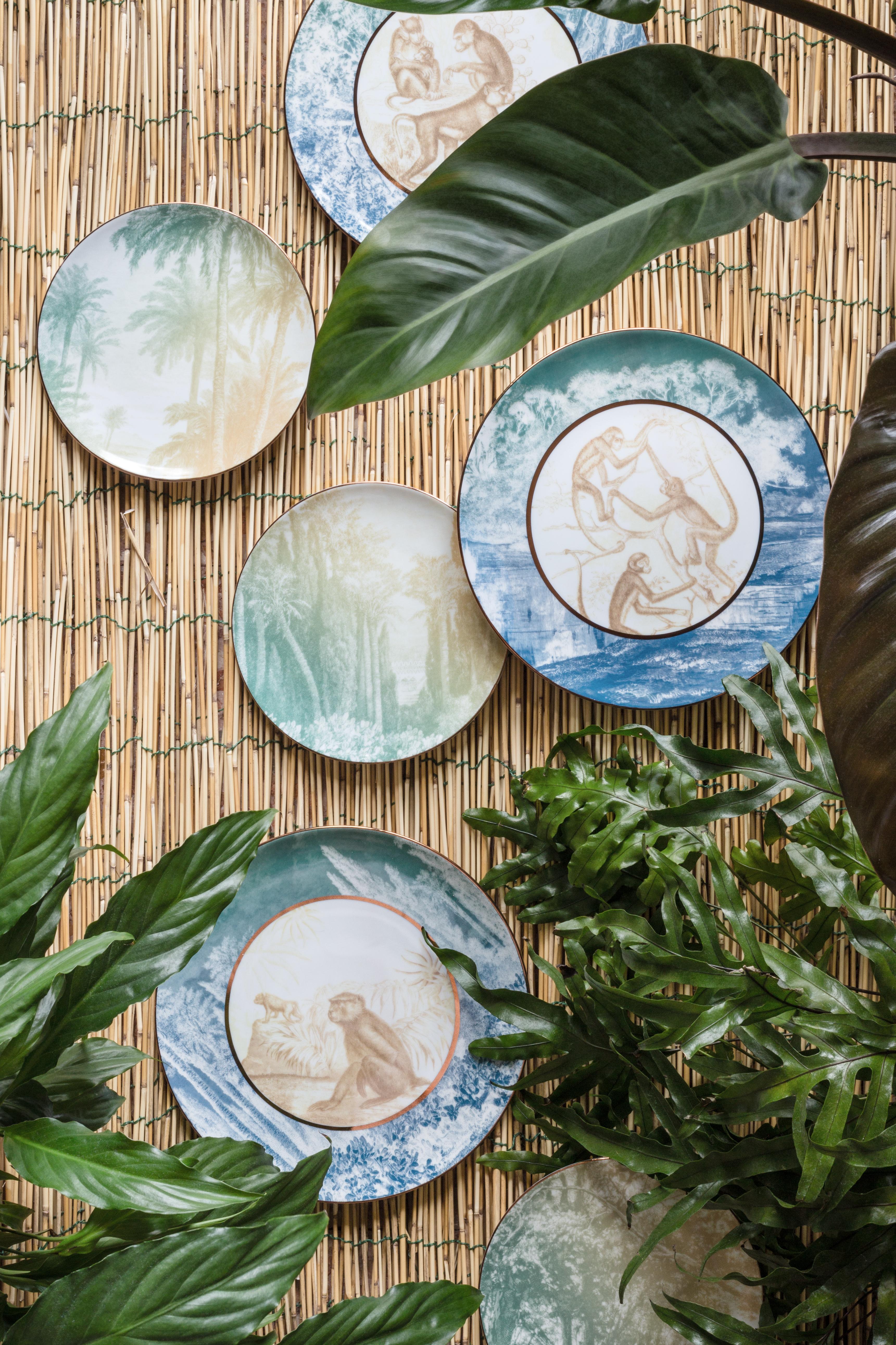 Galtaji, Six Contemporary Porcelain Dessert Plates with Decorative Design For Sale 6