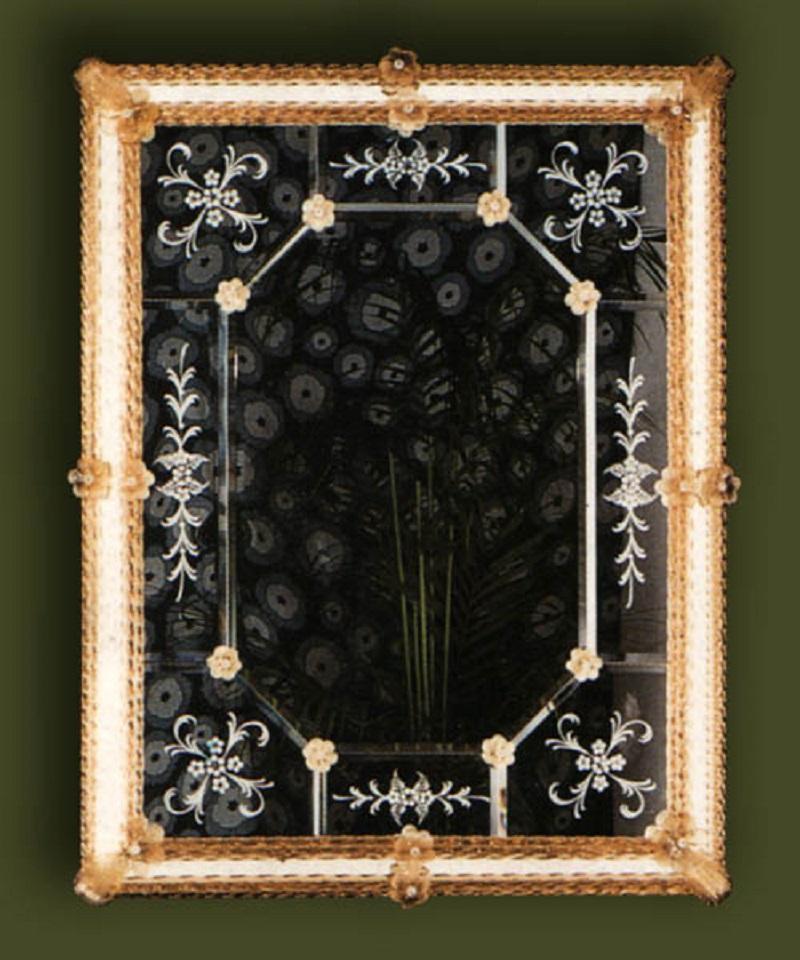 „Galuppi“-Spiegel aus Muranoglas im venezianischen Stil, handgefertigt in Italien (Italienisch) im Angebot