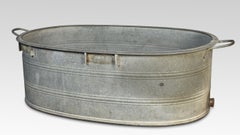 Galvanised tin bath