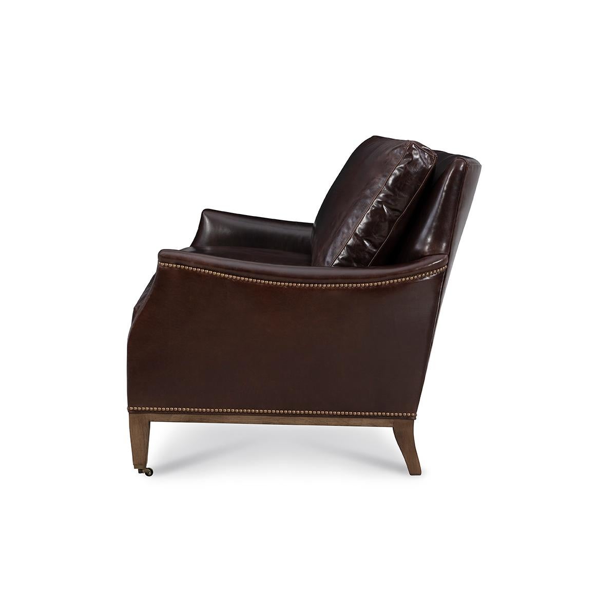 Galvin Classic Leather Sofa (Amerikanische Klassik) im Angebot