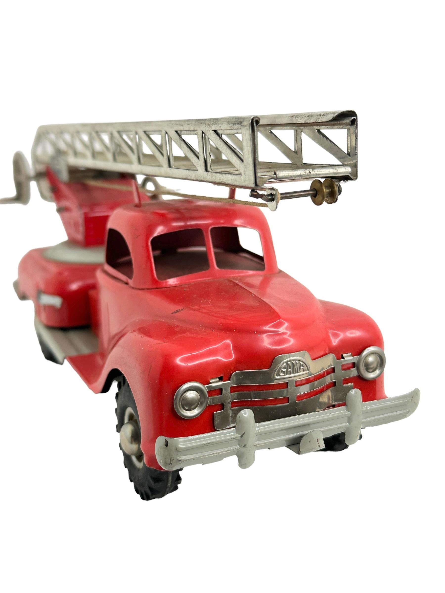 Coche de juguete de hojalata para camión de bomberos Gama Alemania 1945-49 Alemán en venta