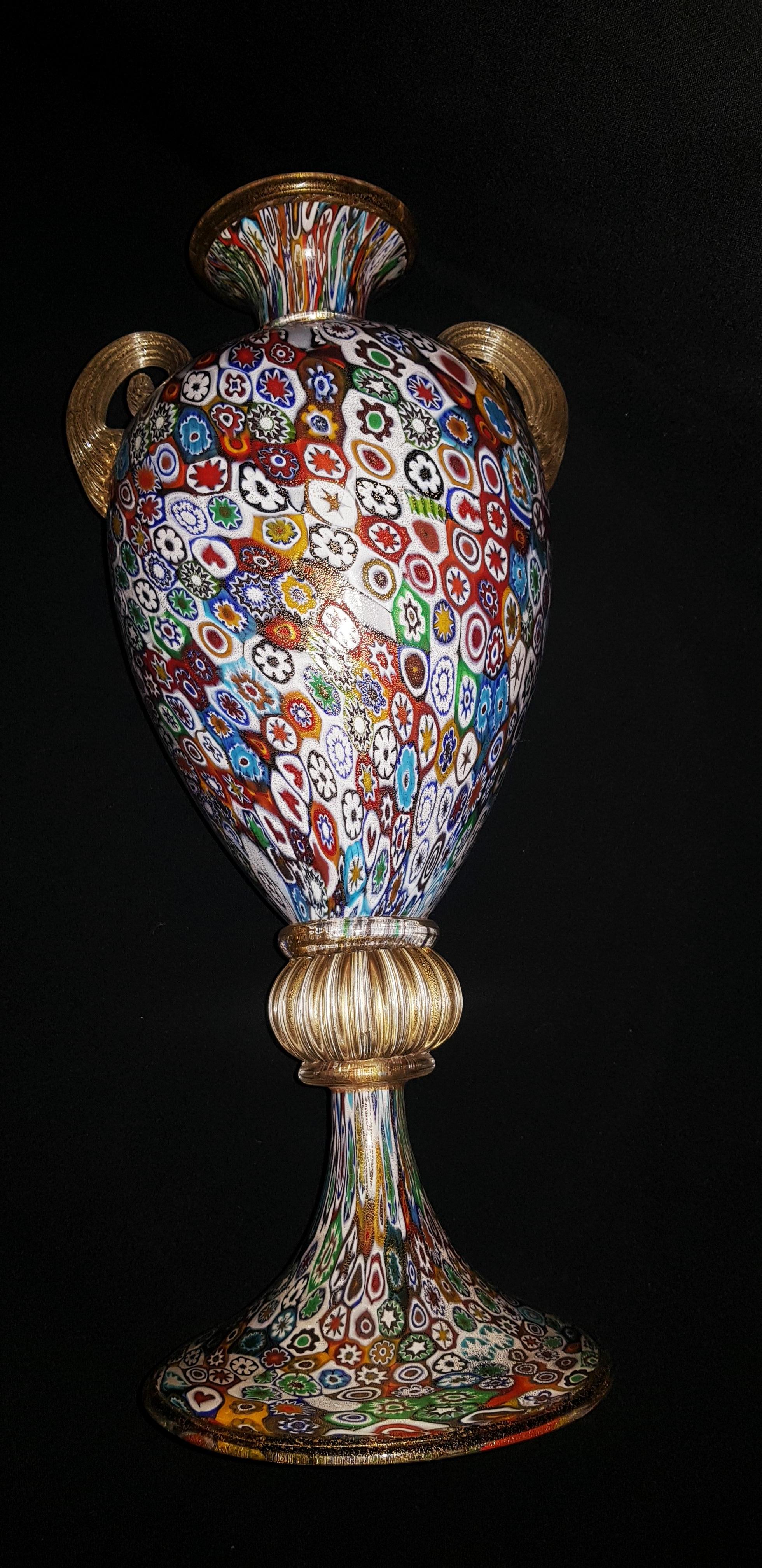 Gambaro&Poggi large murano glass sofiato vase with gold leaf   For Sale 6