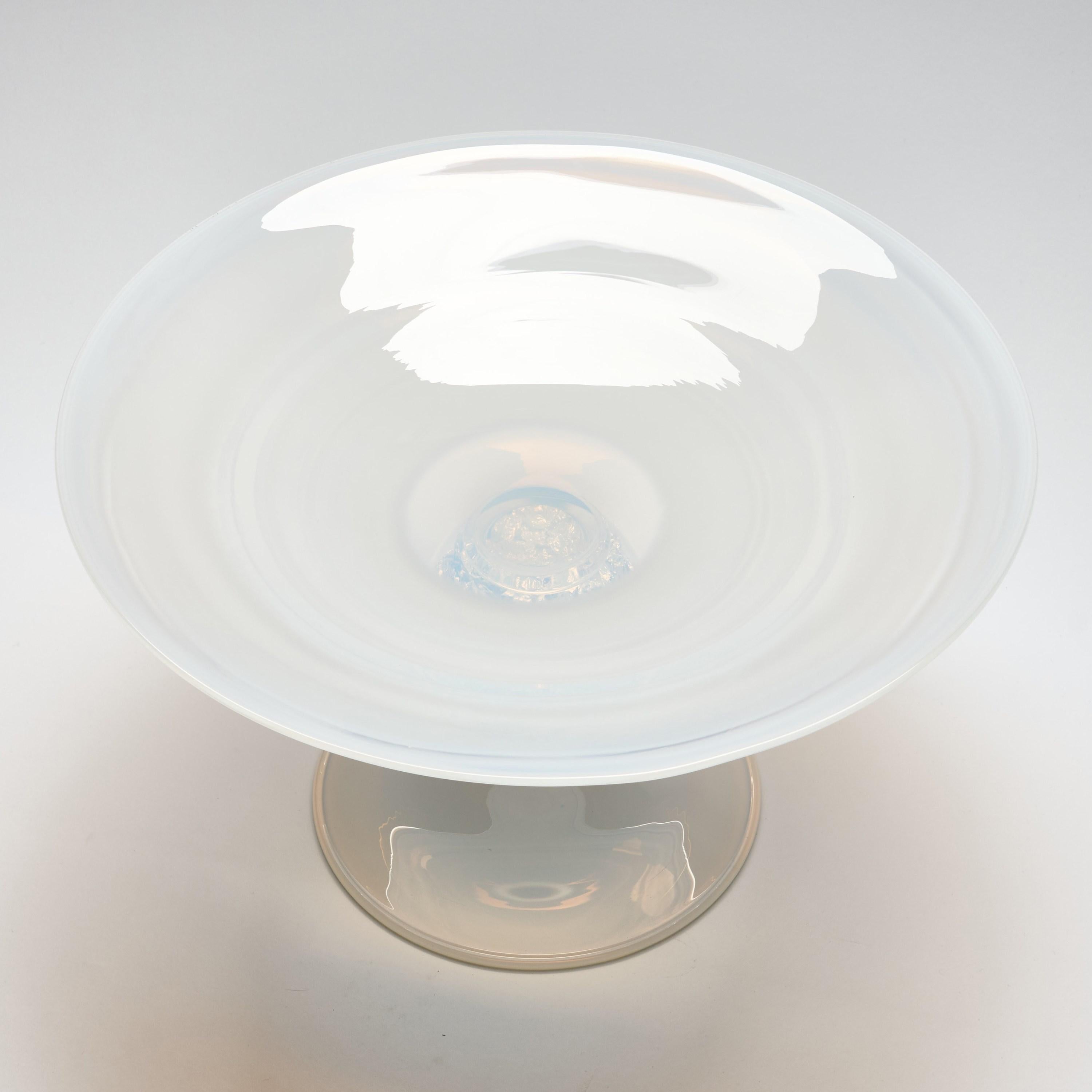 Gambo d’Argento a milky white glass & silver leaf centrepiece by Anthony Scala In New Condition For Sale In London, GB