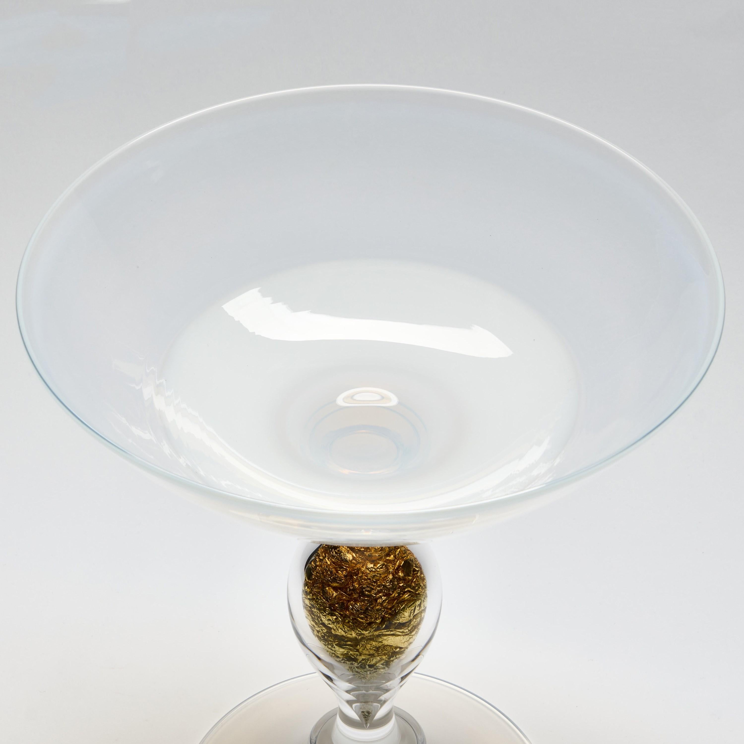 Gambo d’Oro, a milky white glass & gold leaf centrepiece by Anthony Scala In New Condition For Sale In London, GB