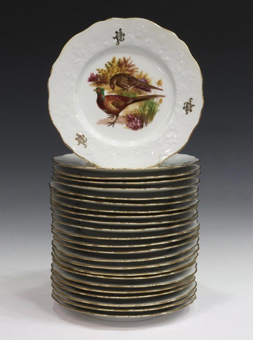 Hand-Crafted Game Bird Porcelain Service 24 Plates, 2 Platters, 2 Sauce Boats, French C.1920
