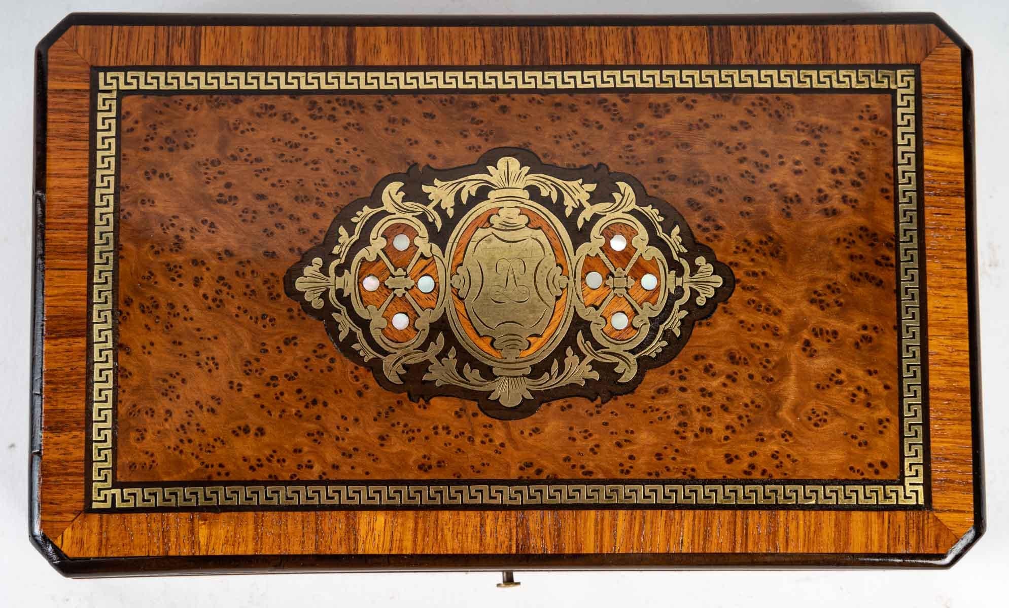 Wood Game Box, 19th Century For Sale