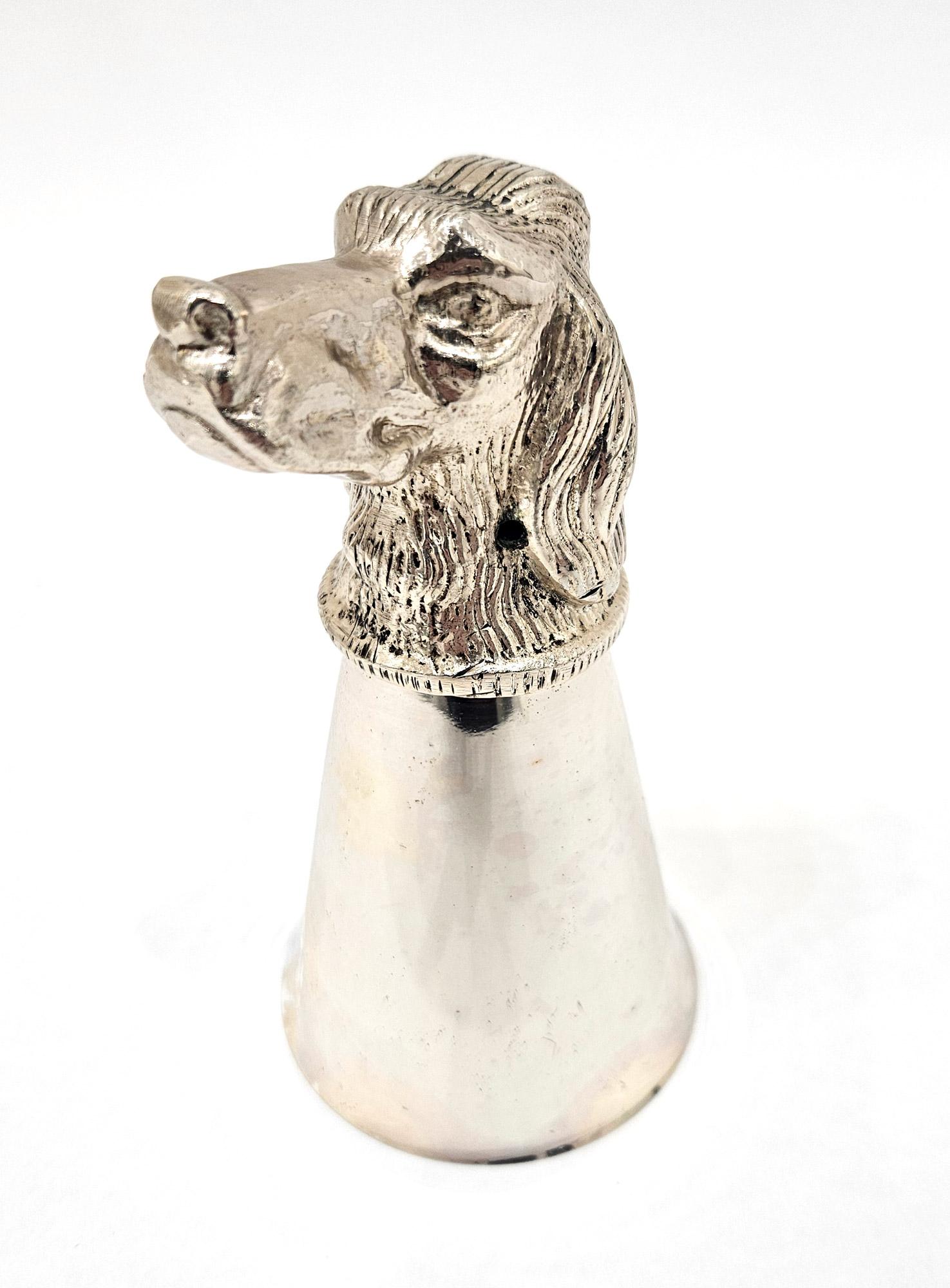 Caza Gucci Att. Juego de copas estribo con bandeja de plata c. 1970 en venta 6