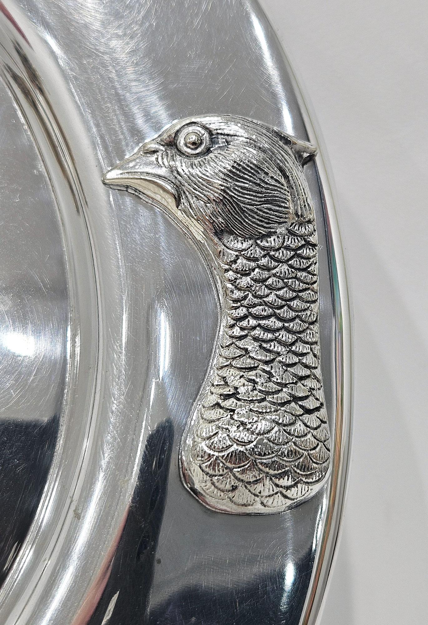 Caza Gucci Att. Juego de copas estribo con bandeja de plata c. 1970 en venta 11