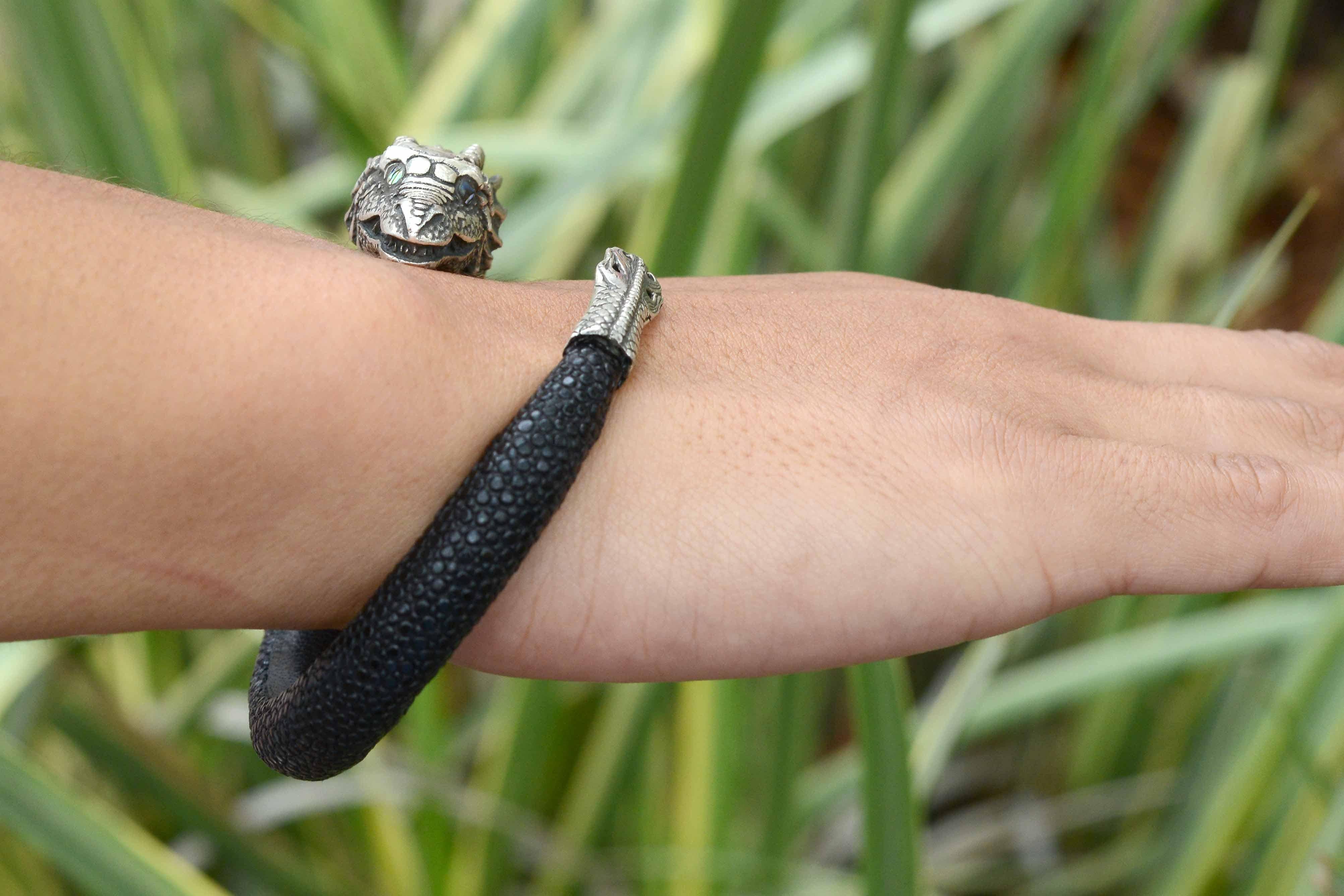 dragon arm bracelet