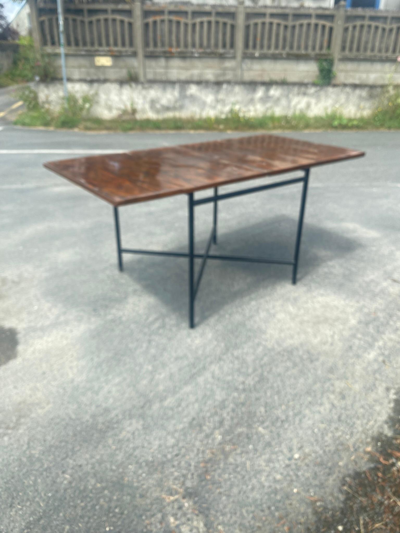 Game table and art deco modernist system table circa 1930 repainted base For Sale 3