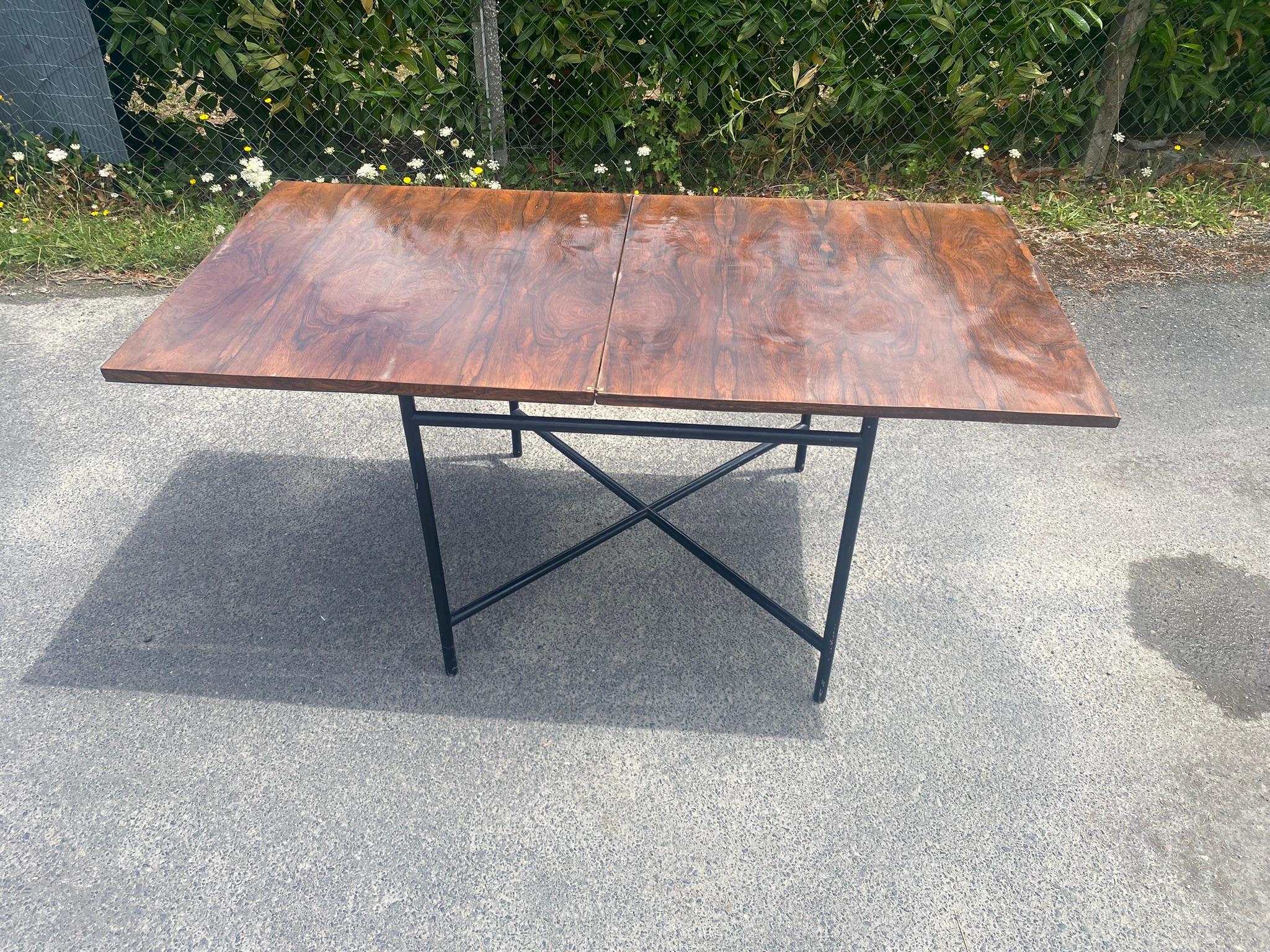 Game table and art deco modernist system table circa 1930 repainted base In Good Condition For Sale In Saint-Ouen, FR