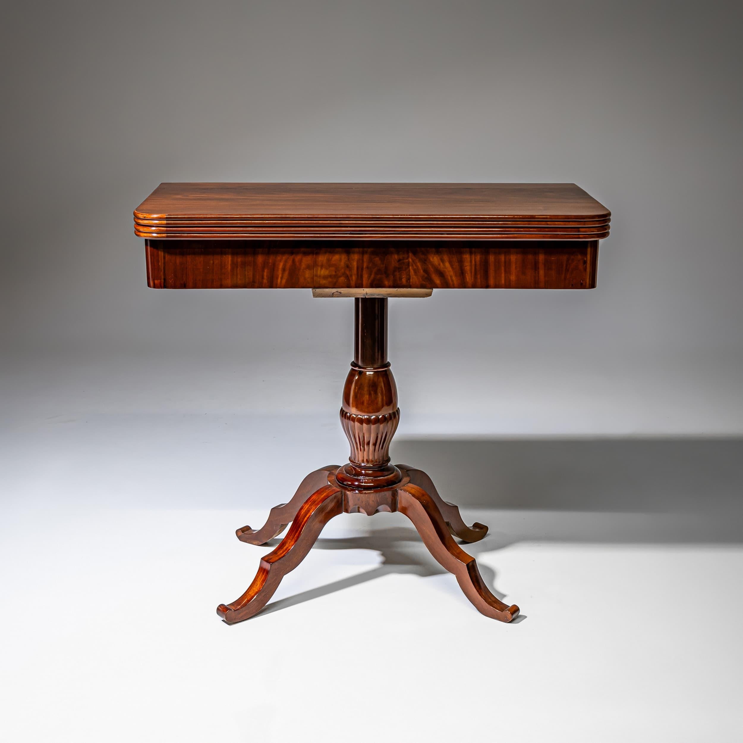 Tavolo da gioco, tardo Biedermeier, Germania, 1840 circa In condizioni ottime in vendita a Greding, DE