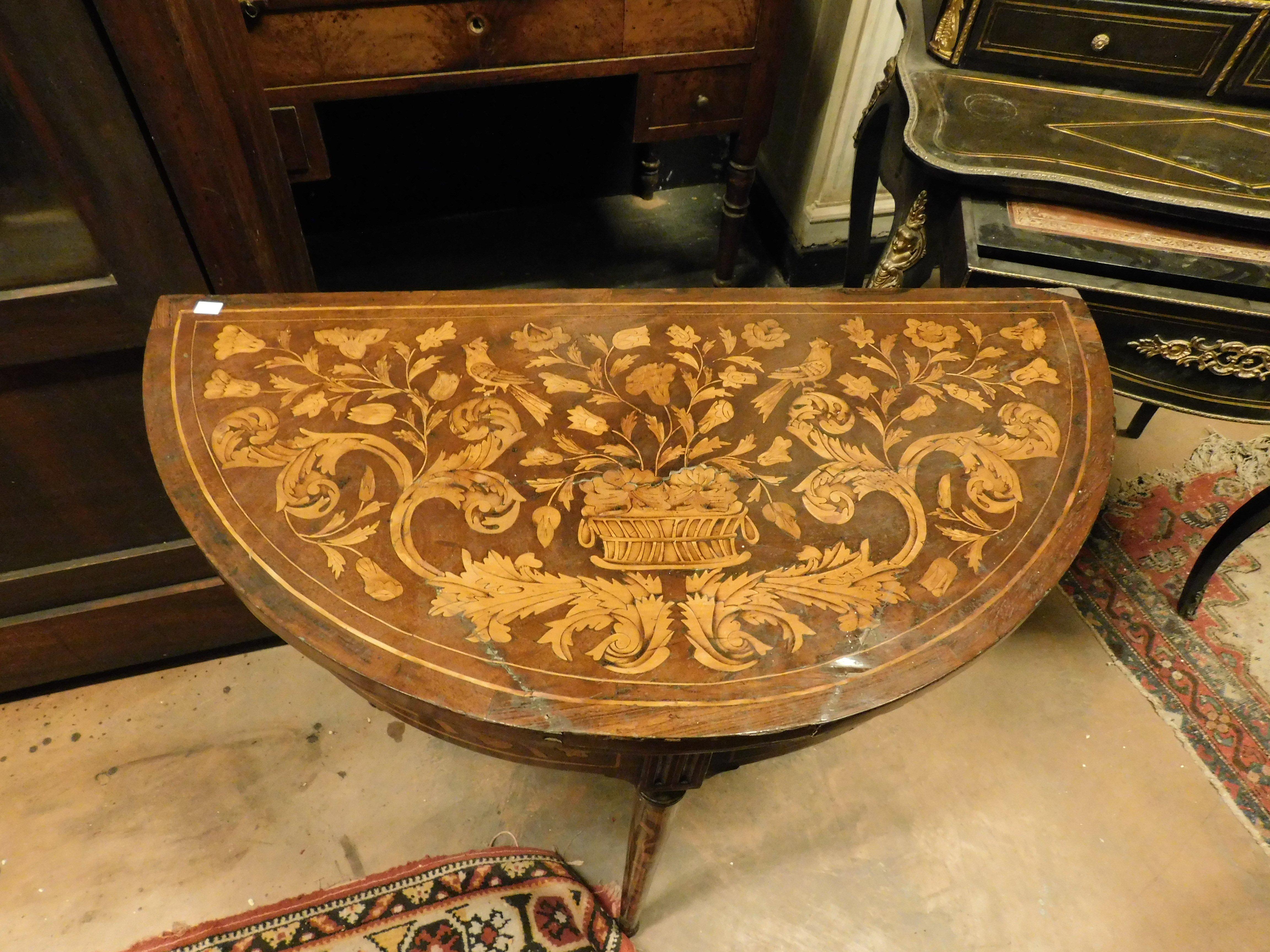 Inlay Game table that opens in the shape of a half moon, Holland