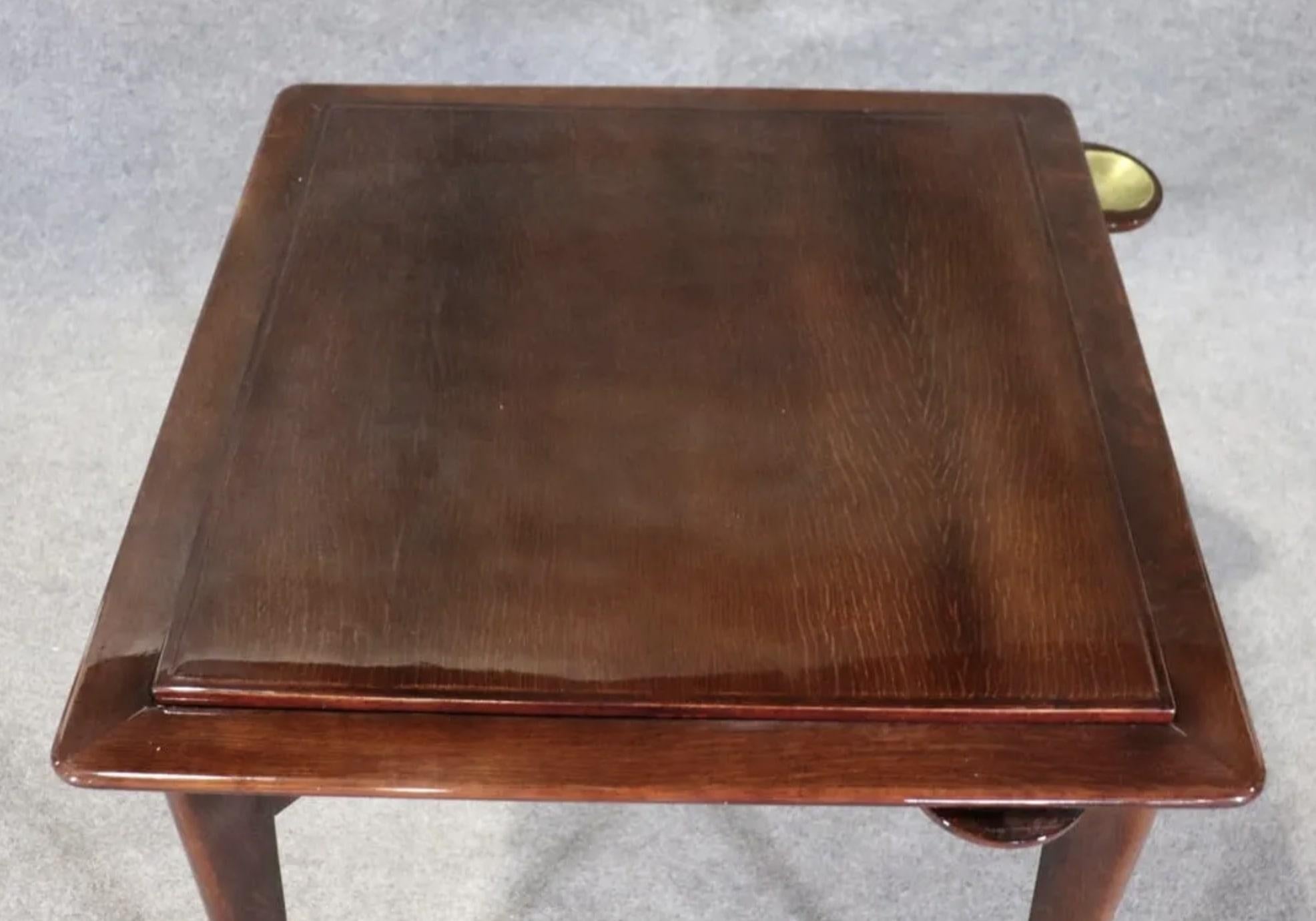 Game Table w/ Removable Top In Good Condition For Sale In Brooklyn, NY