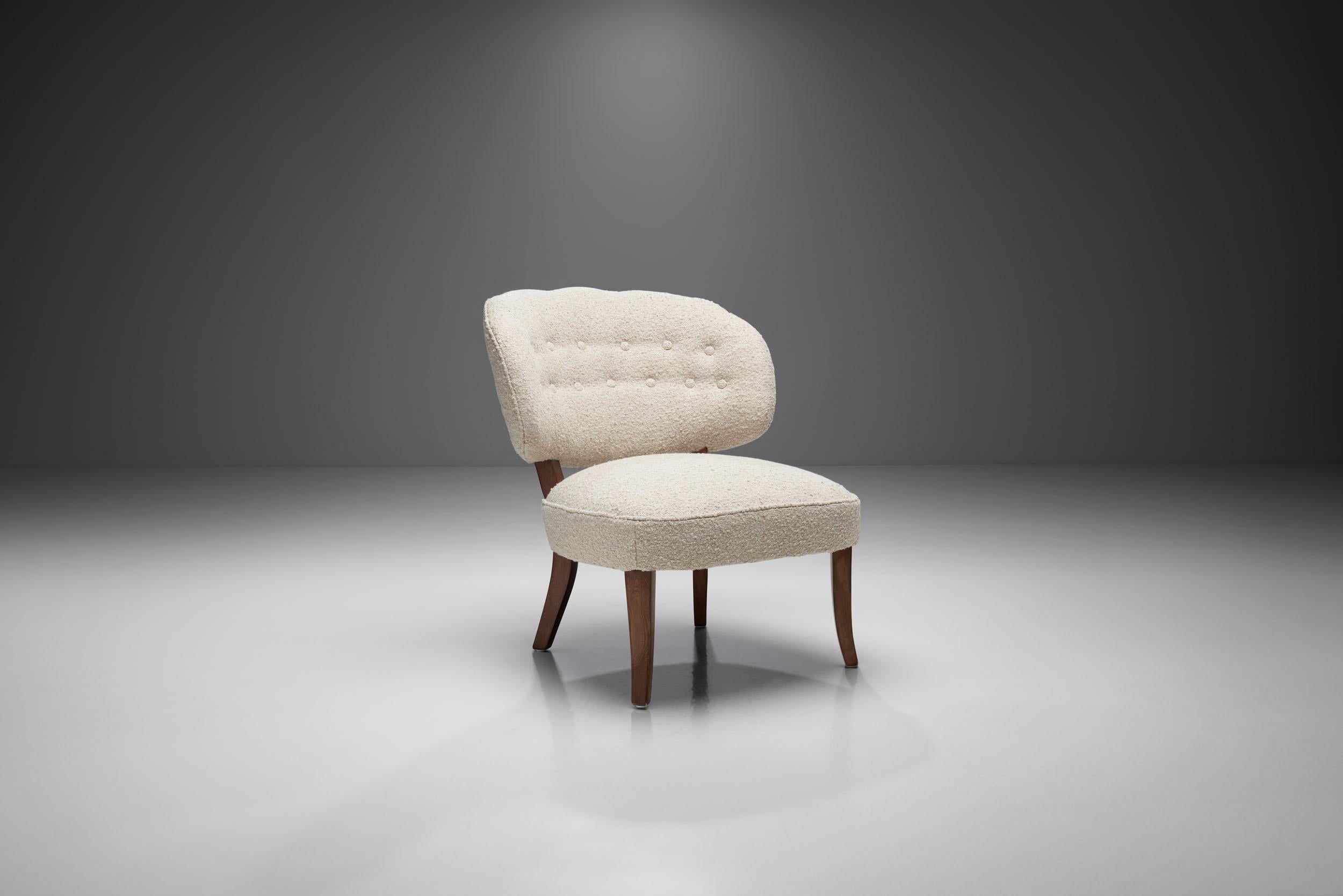 This “Old Berlin” chair is among Swedish icon, Carl Malmsten’s rarer models. The dark wood, the beautiful upholstery, and Malmsten’s timeless design makes this model a beautiful representation of Sweden’s mid-century design history. 

This model,