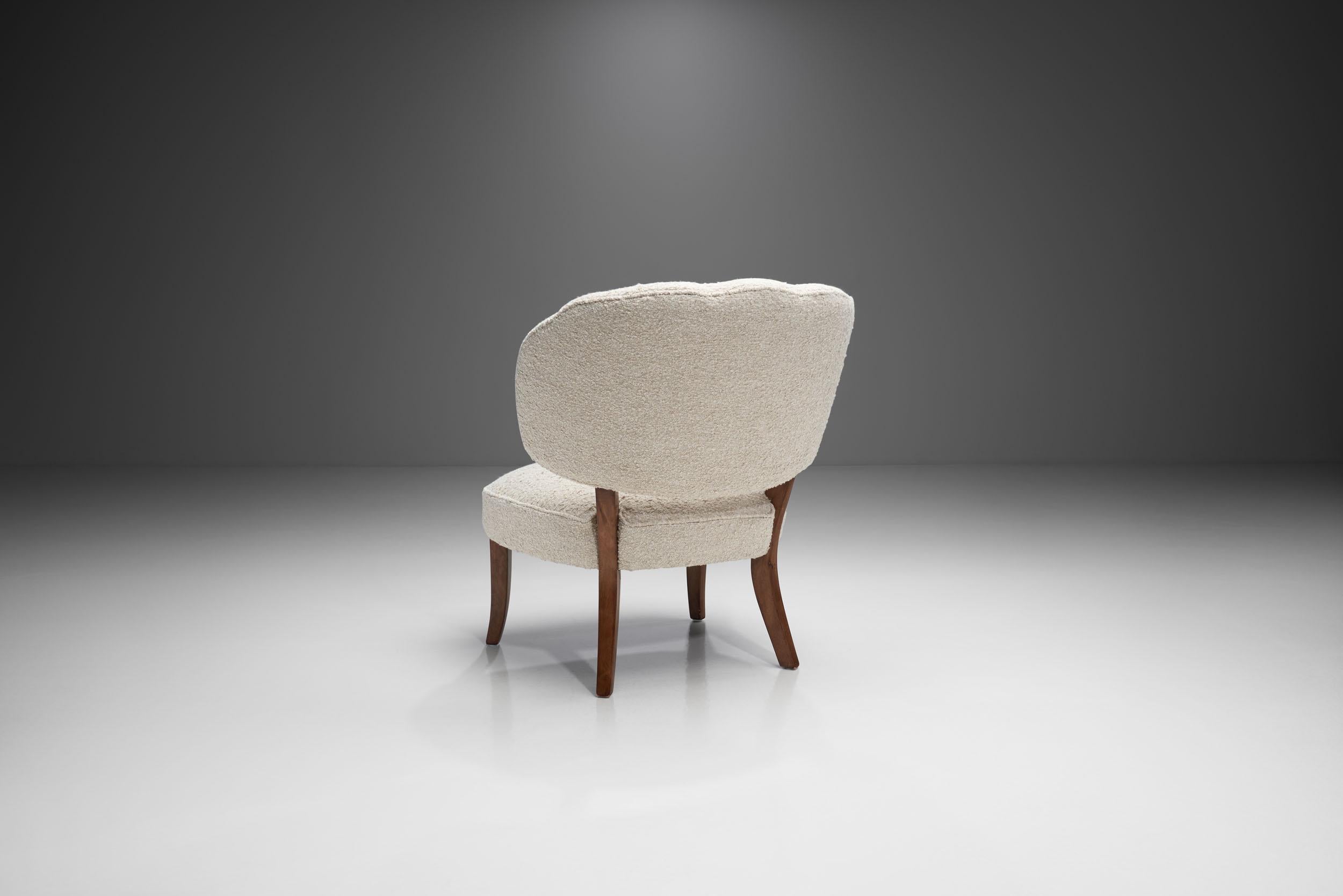 Scandinavian Modern “Gamla Berlin” Easy Chair by Carl Malmsten, Sweden, 1940s
