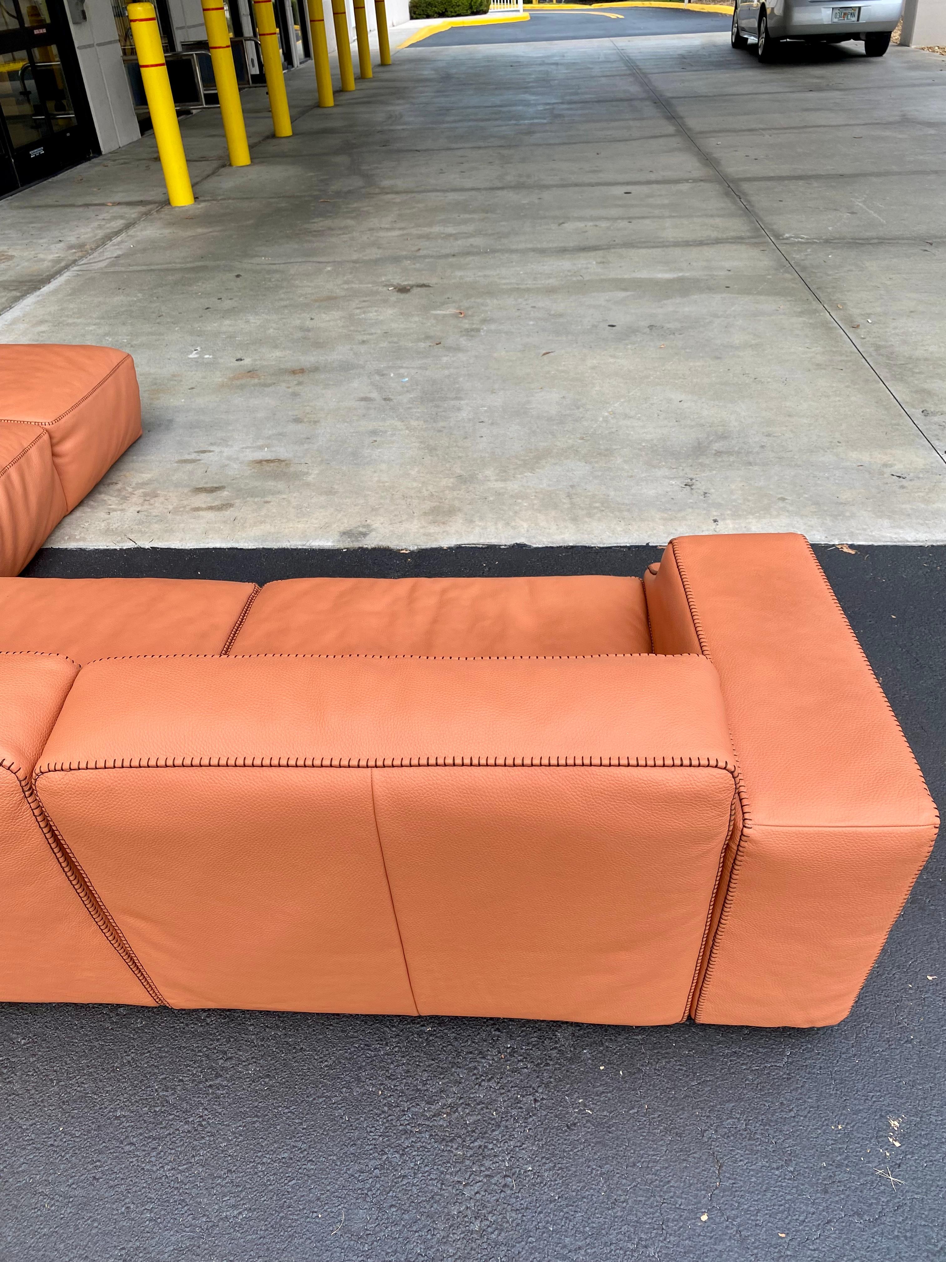 Gamma Arredamenti Dandy Collection, il divano in pelle arancione Nuvola di Zucca in vendita 8