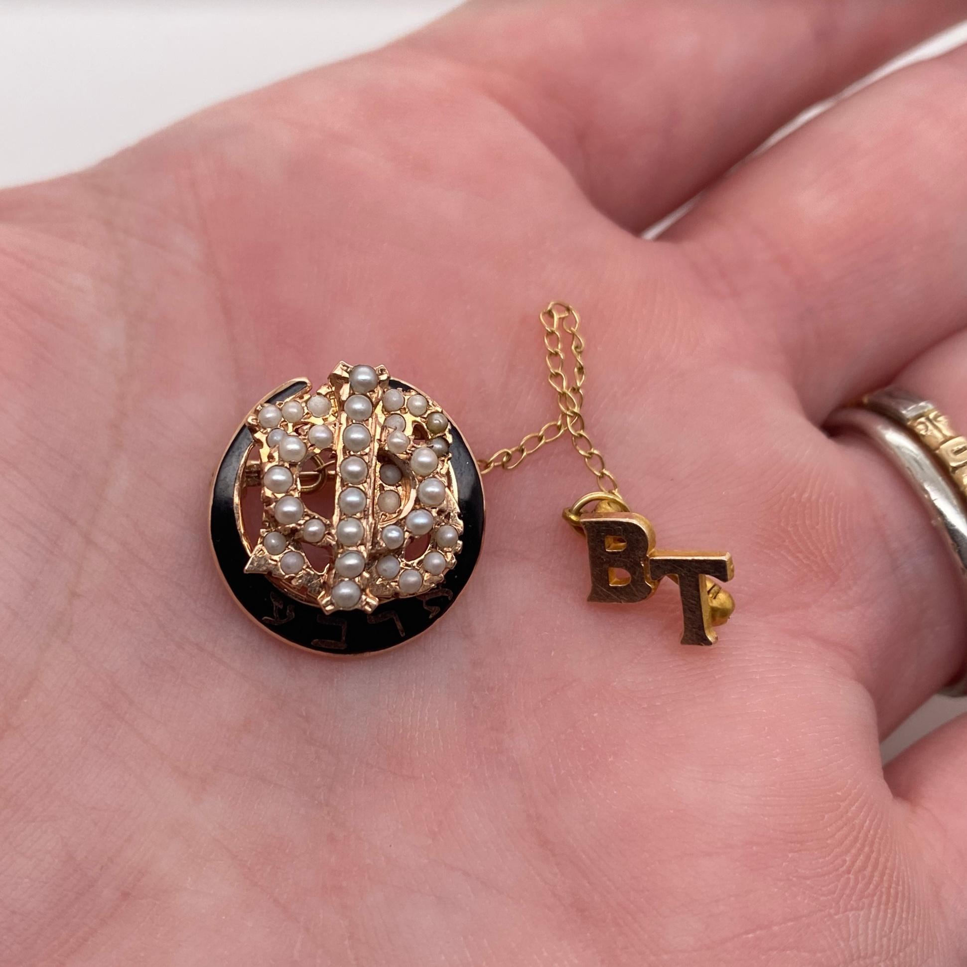 This Gamma Phi Beta brooch / pin is an estate piece with a beautiful history. The Gamma Phi Beta sorority was originally founded in Syracuse University in 1874. The term 