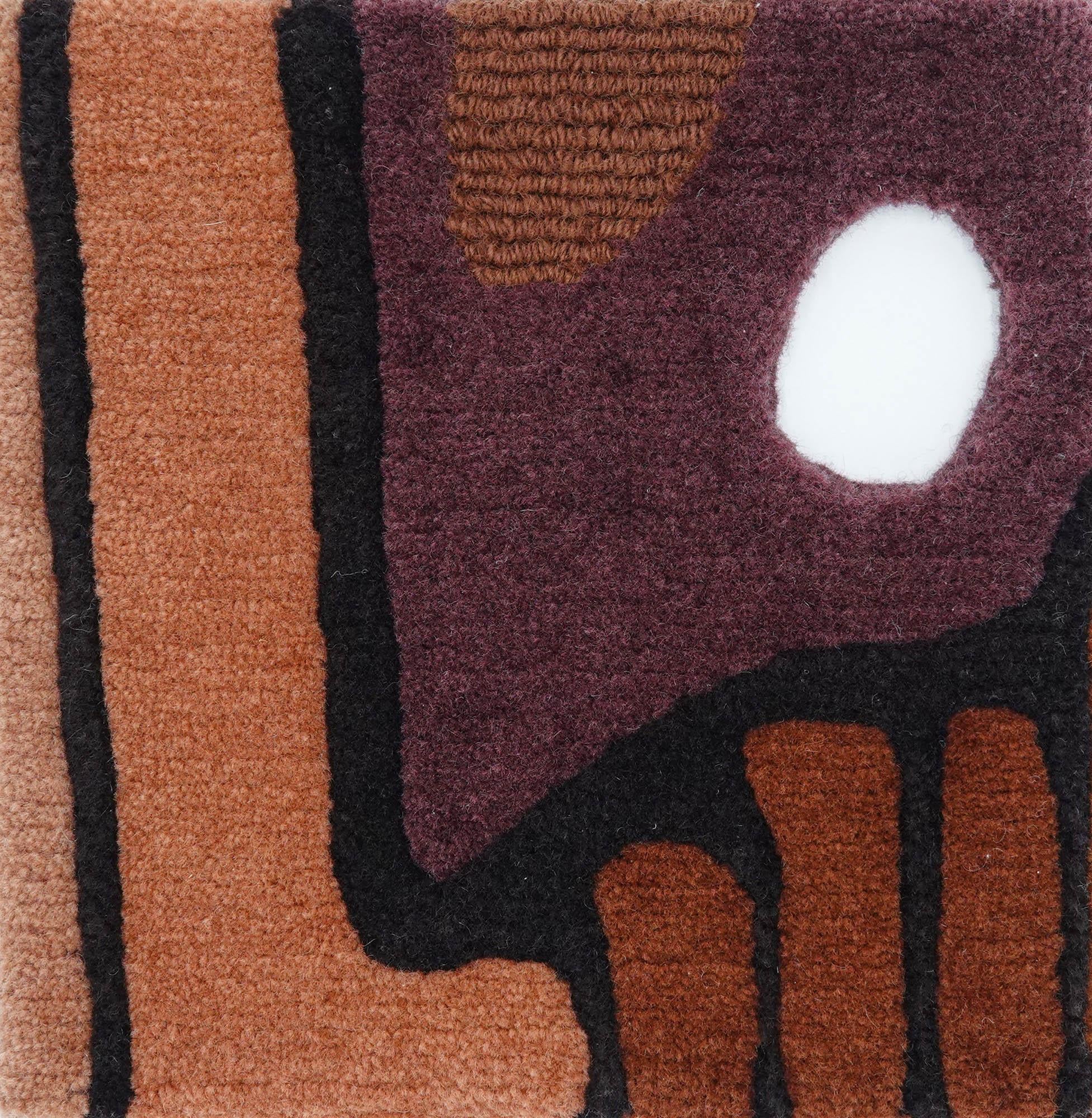Modern colofrul unusual rug Multicolored Irregular shape, Gamma Sud small In New Condition For Sale In Seattle, WA