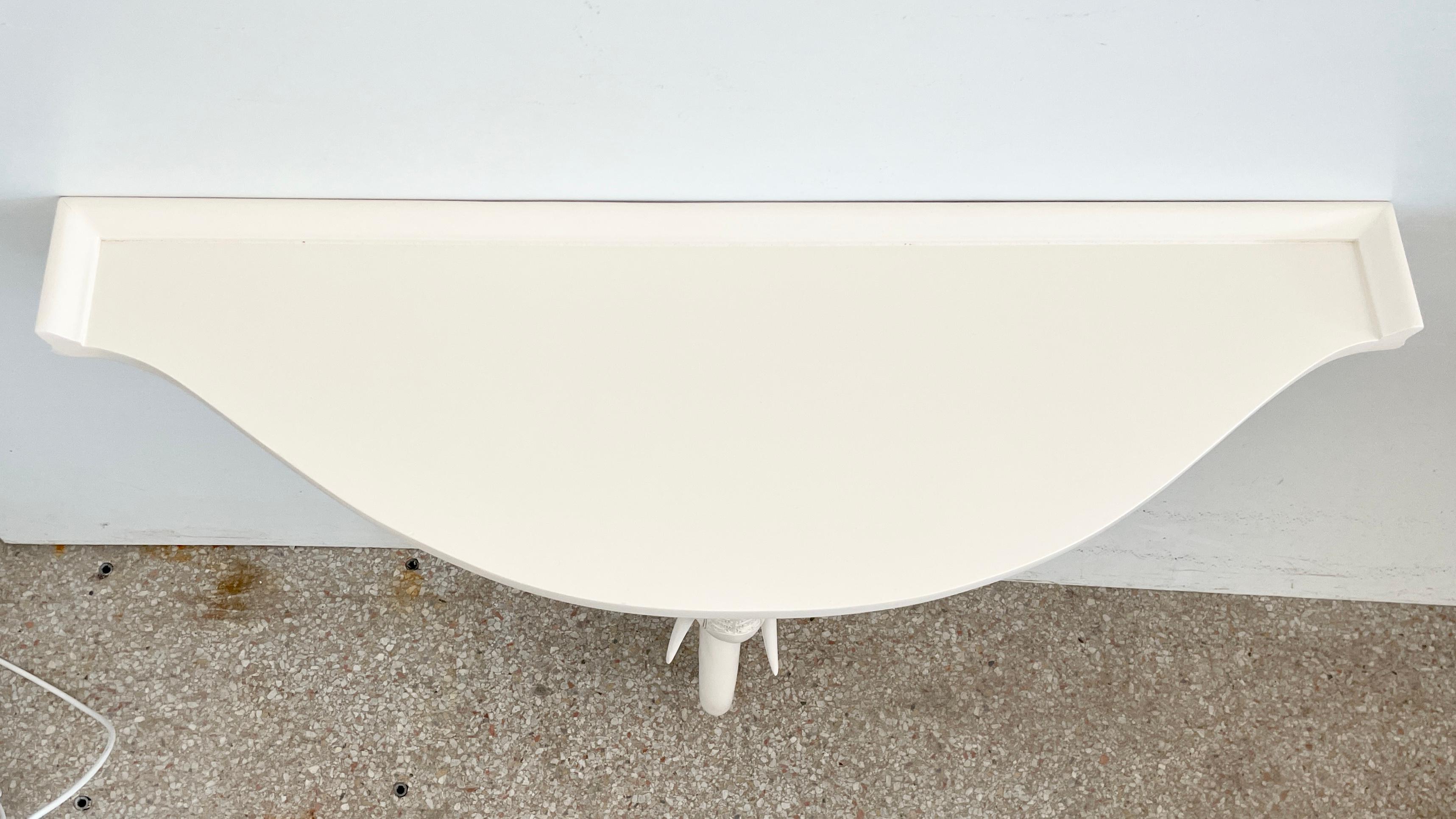 Gampel-Stoll Elephant Console Table In Good Condition For Sale In Los Angeles, CA