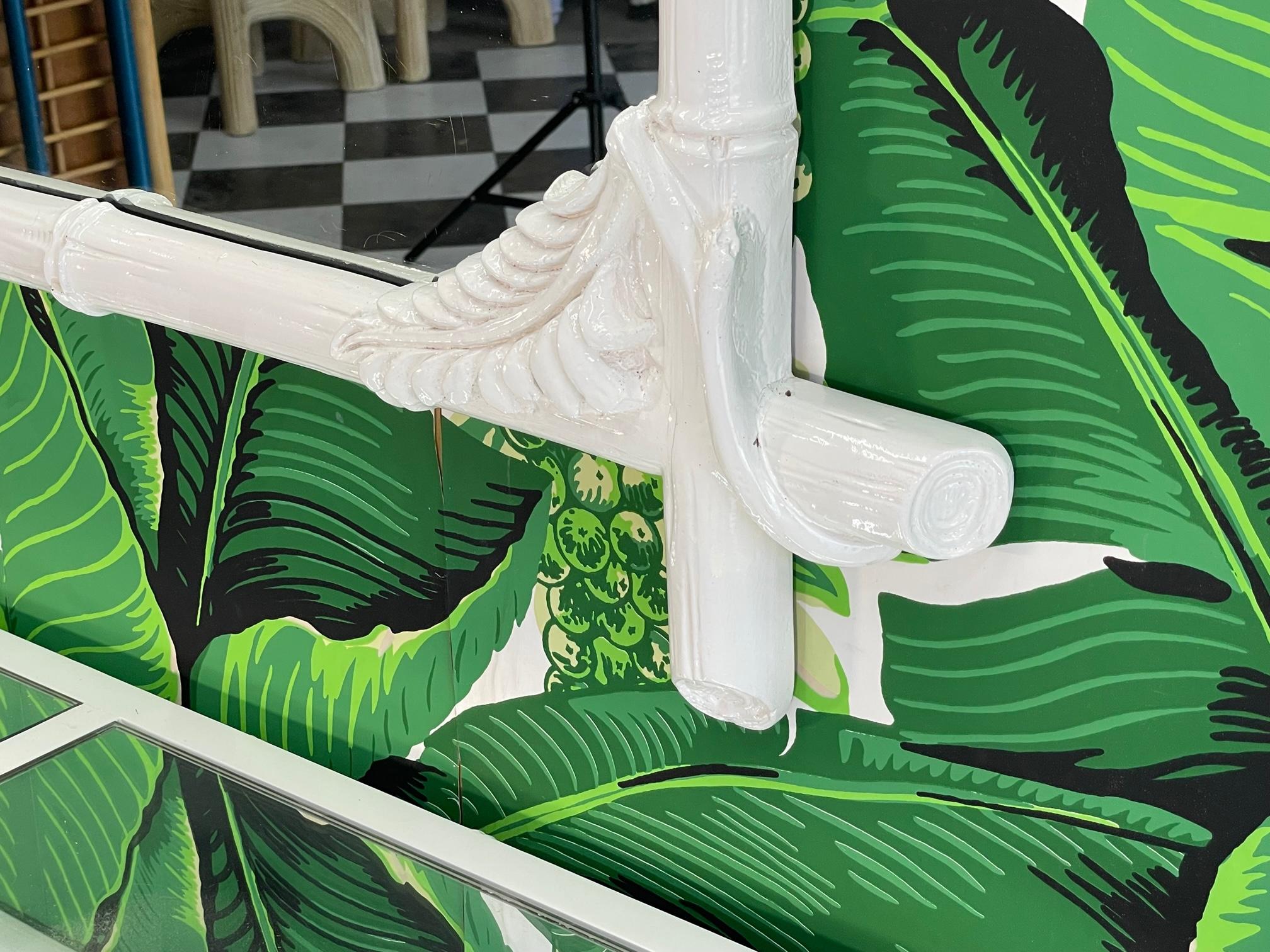 Table console et miroir en faux bambou à feuilles de palmier de Gampel Stoll Bon état - En vente à Jacksonville, FL