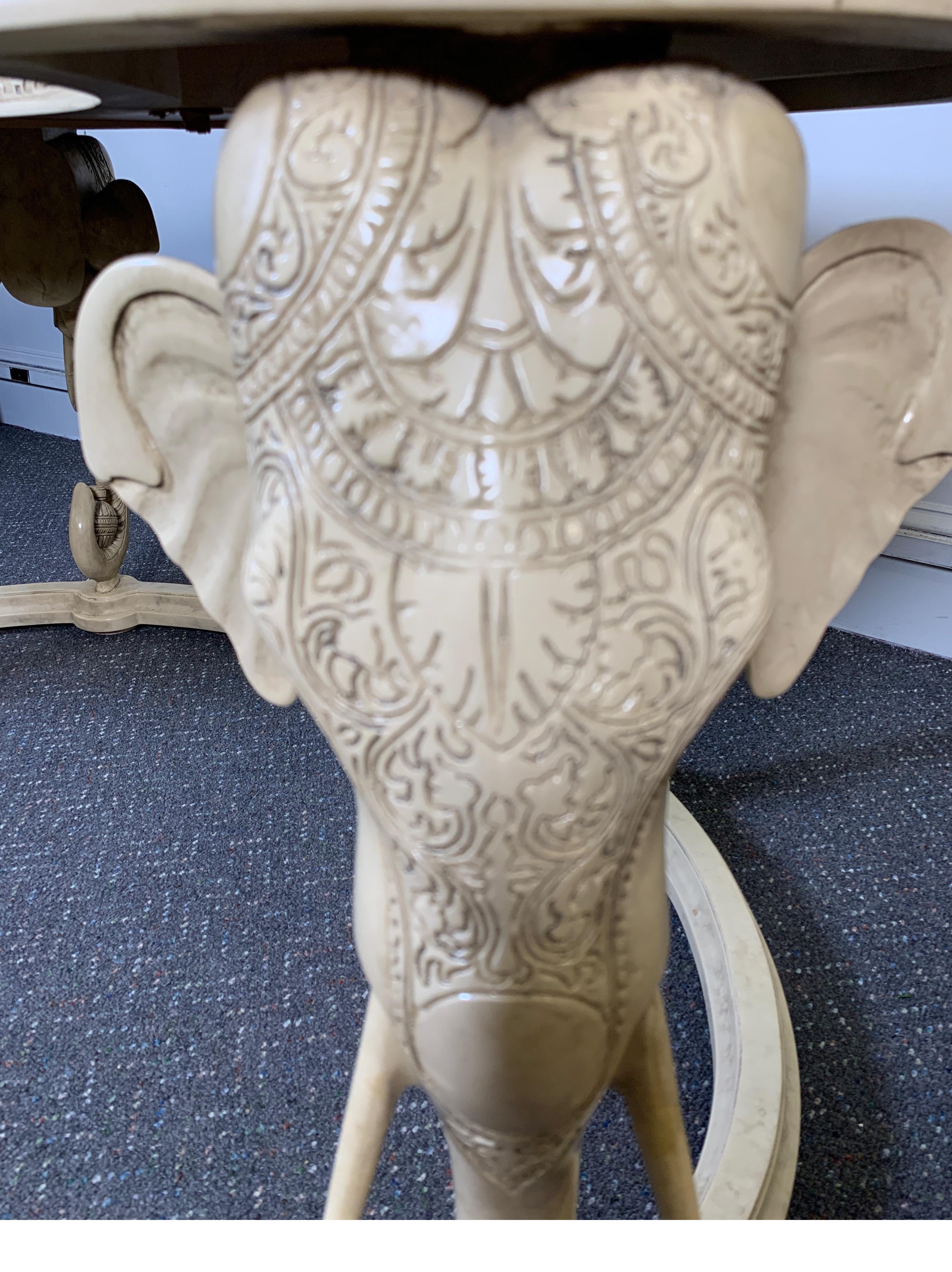 Gampel Stoll Kidney Elephant Desk with Chair 4