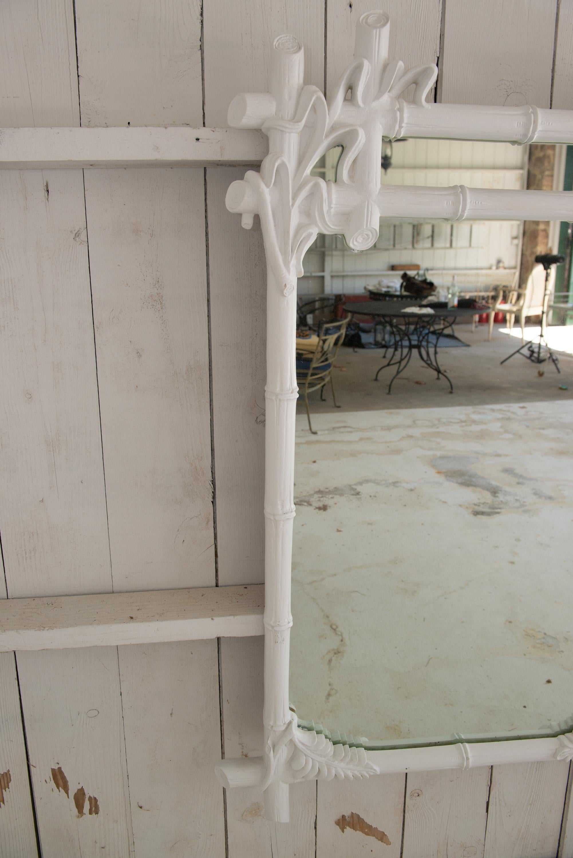 Gampel-Stoll Miroir en faux bambou blanc en vente 2