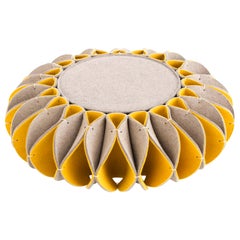 GAN Rugs Ruff Pouf basso in giallo di Romero & Vallejo