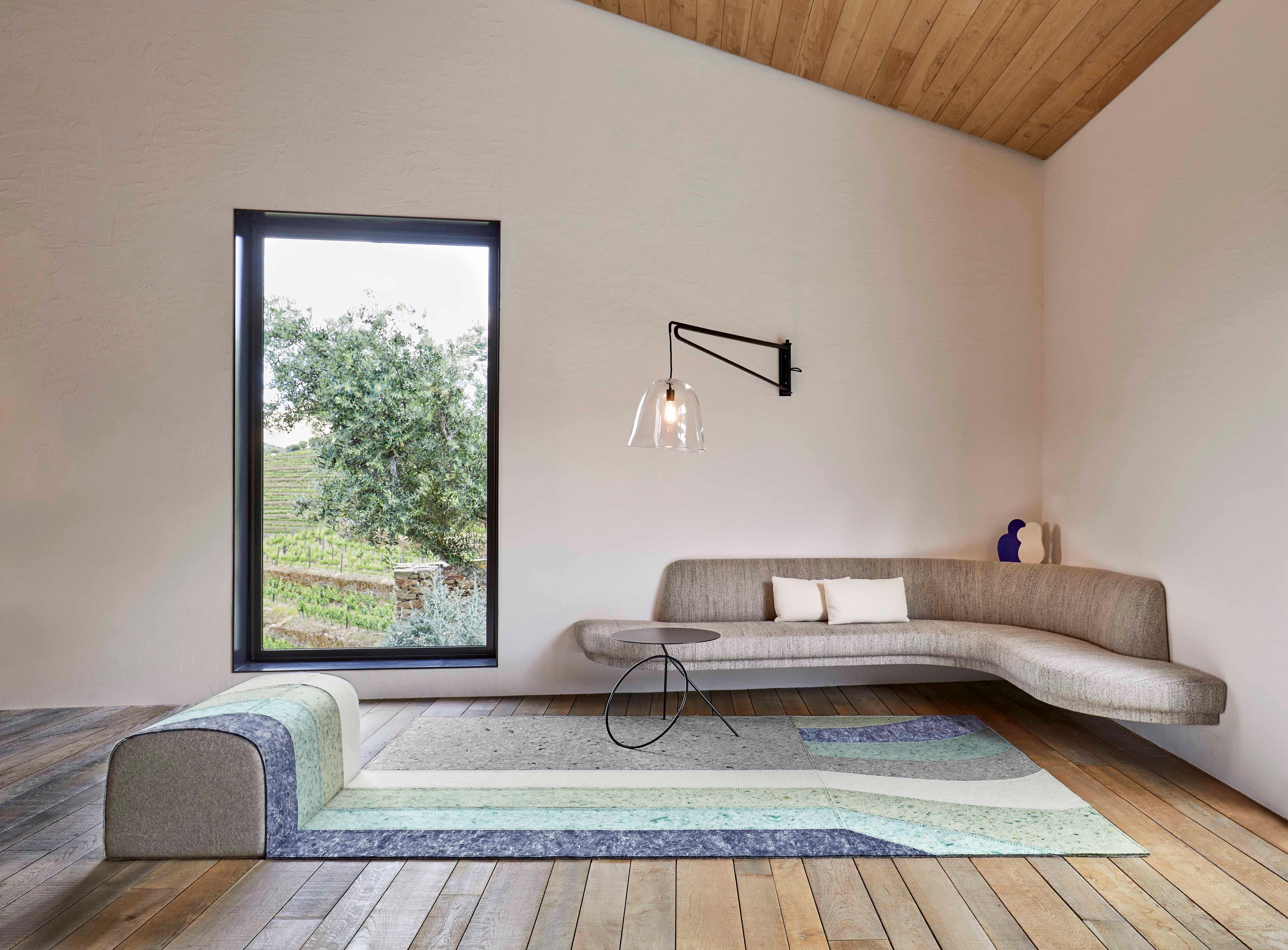Alfombra GAN Spaces Nuances Curve de Patricia Urquiola en venta 3
