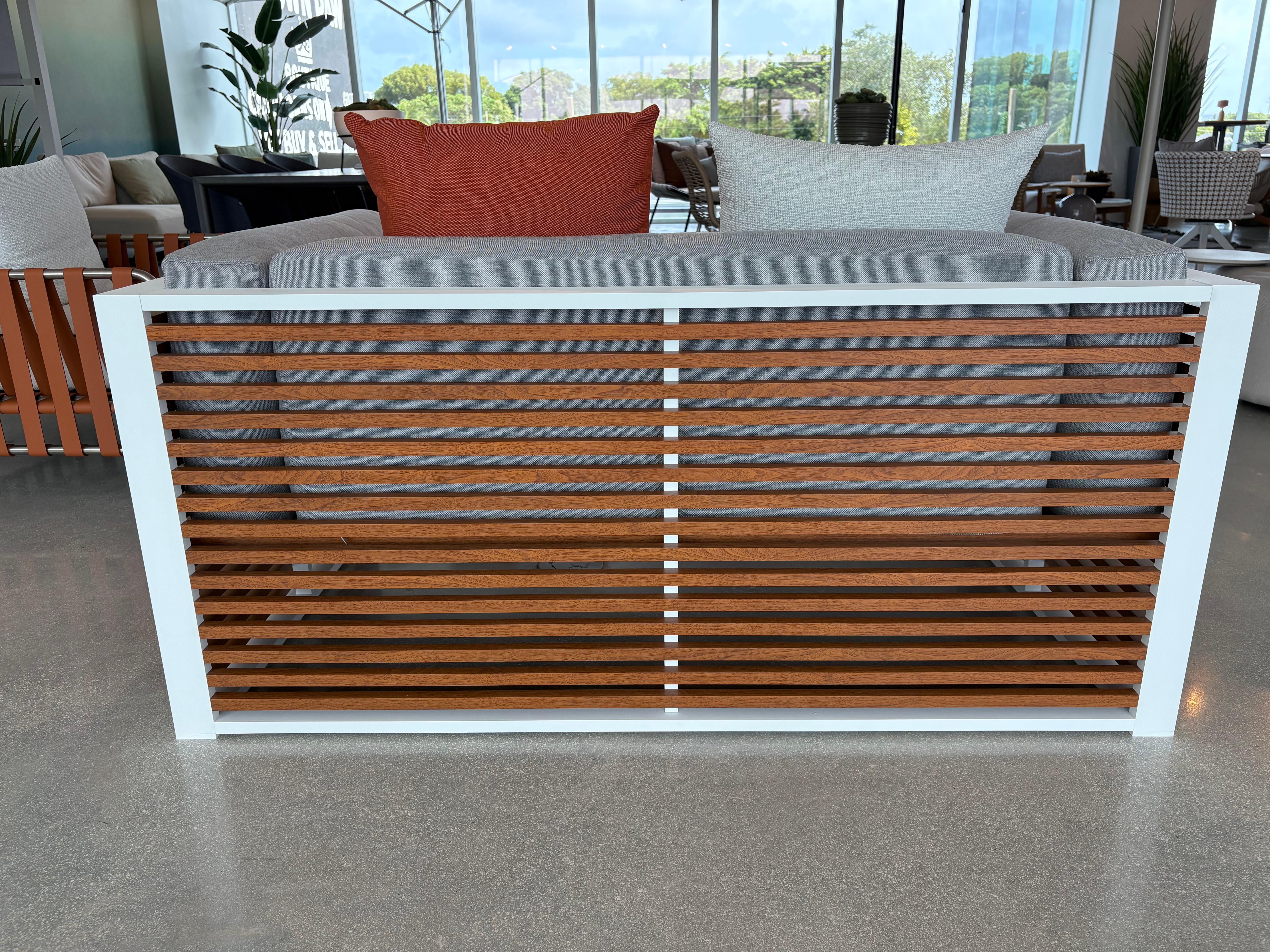 Gandia Blasco DNA Zweisitzer-Sofa im Zustand „Neu“ im Angebot in Miami, FL