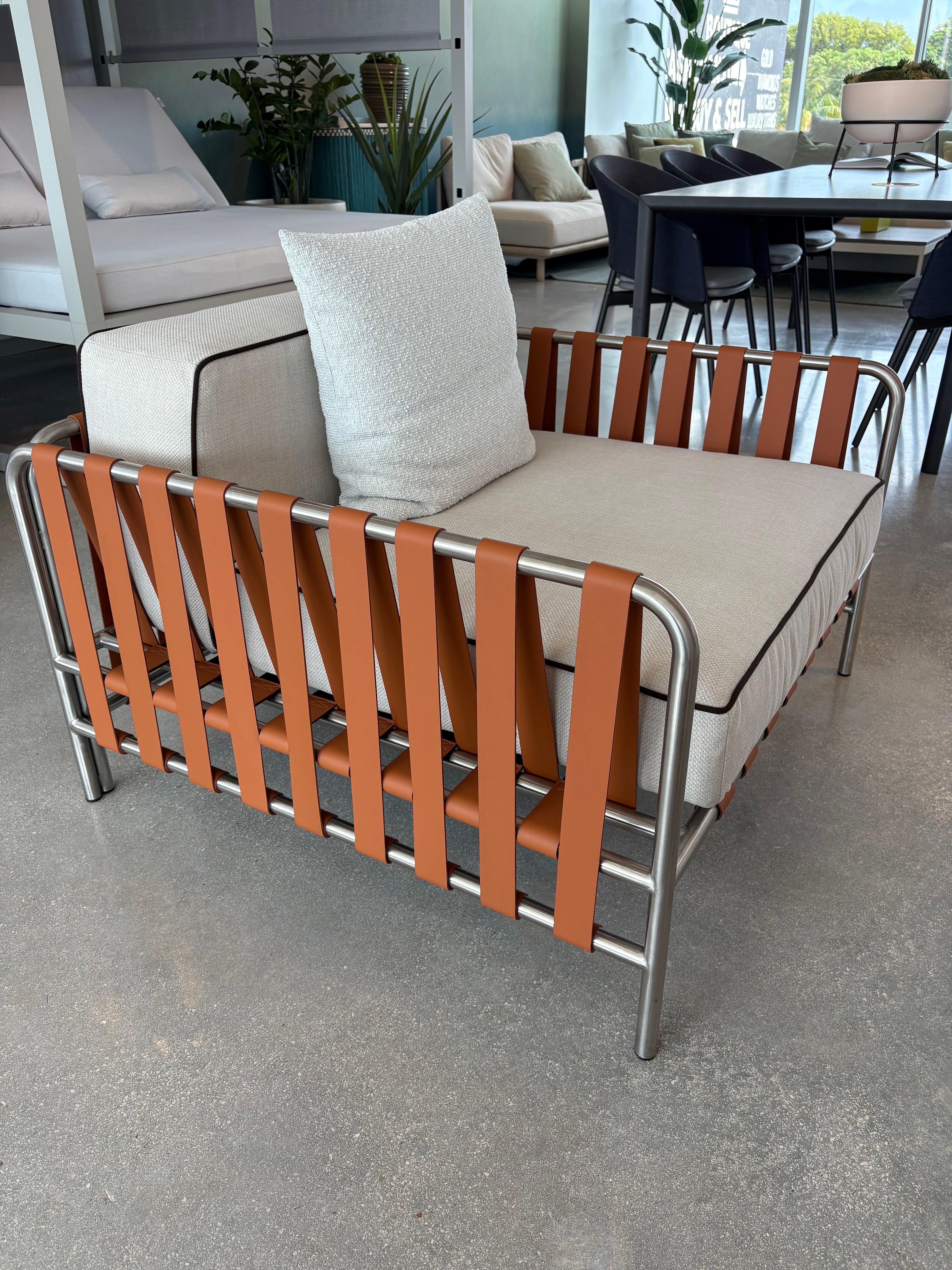 Spanish Gandia Blasco Onsen Lounge Chair For Sale